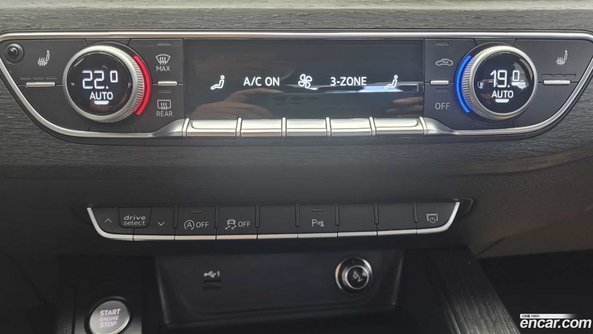 A4 Audi 2019.11-INNER-009