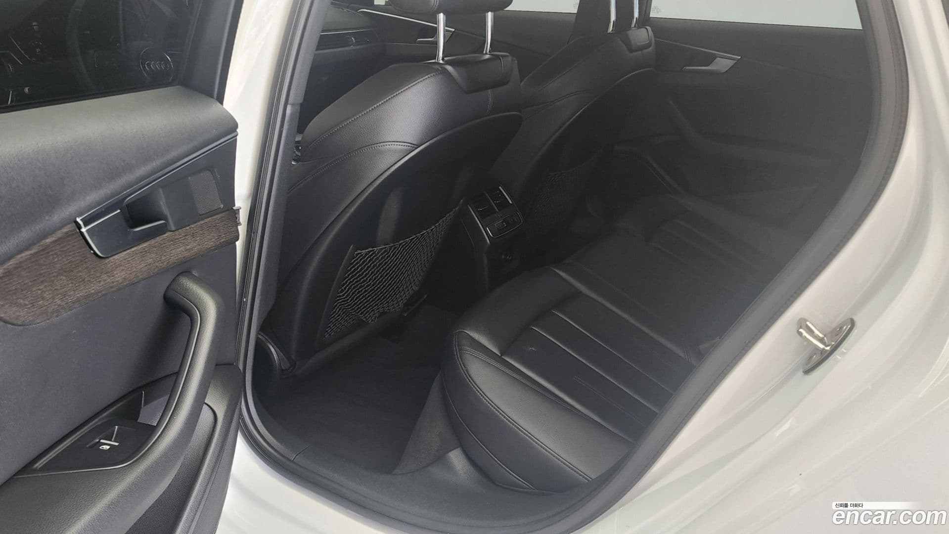 Main__Slider__Photo:A4 Audi 2019.11-13