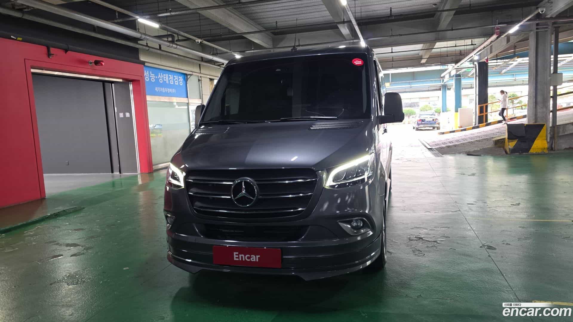 Sprinter Mercedes-Benz 2020.6-OUTER-003