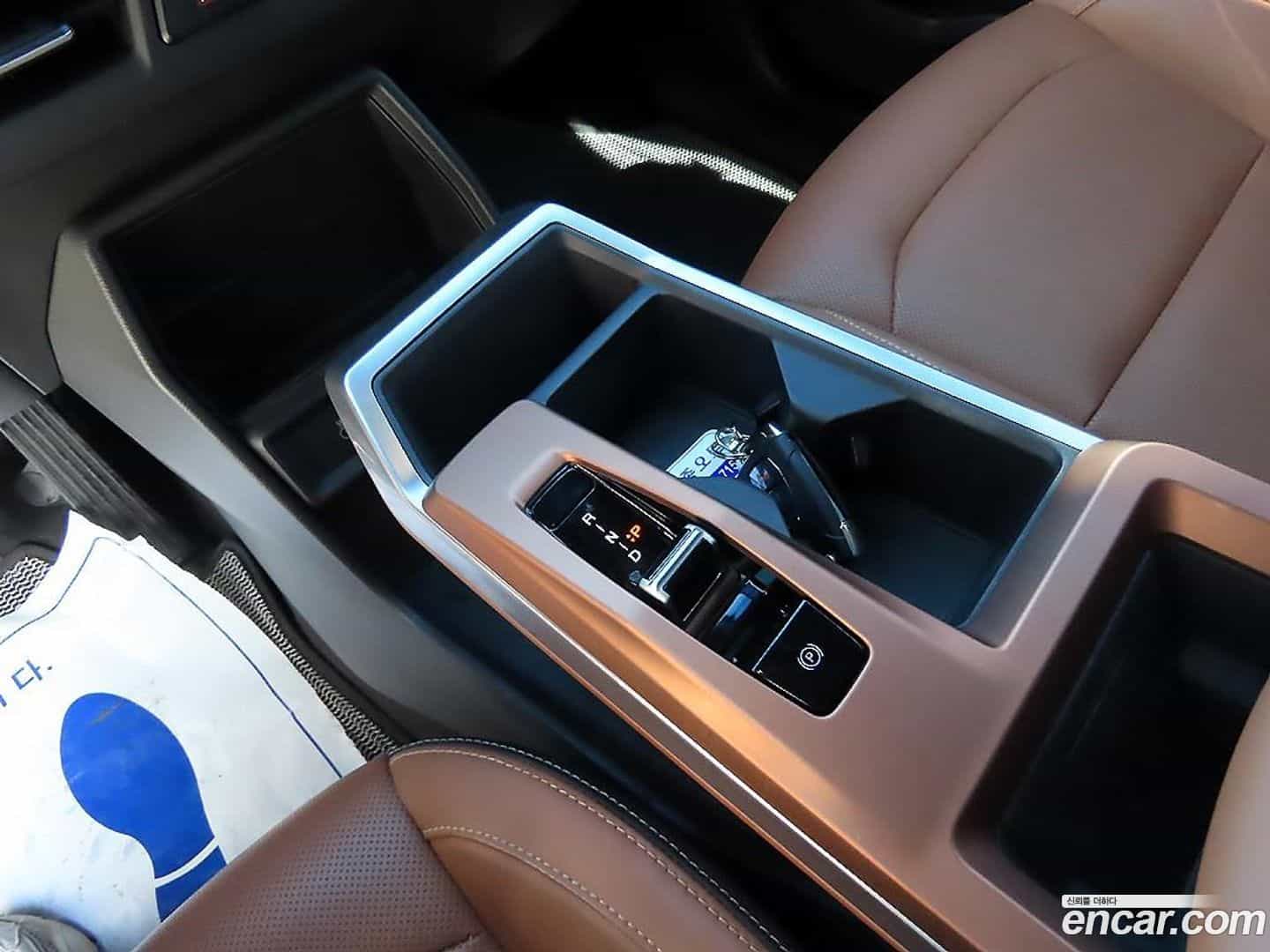 Torres KG_Mobility_Ssangyong 2024.4-OPTION-015