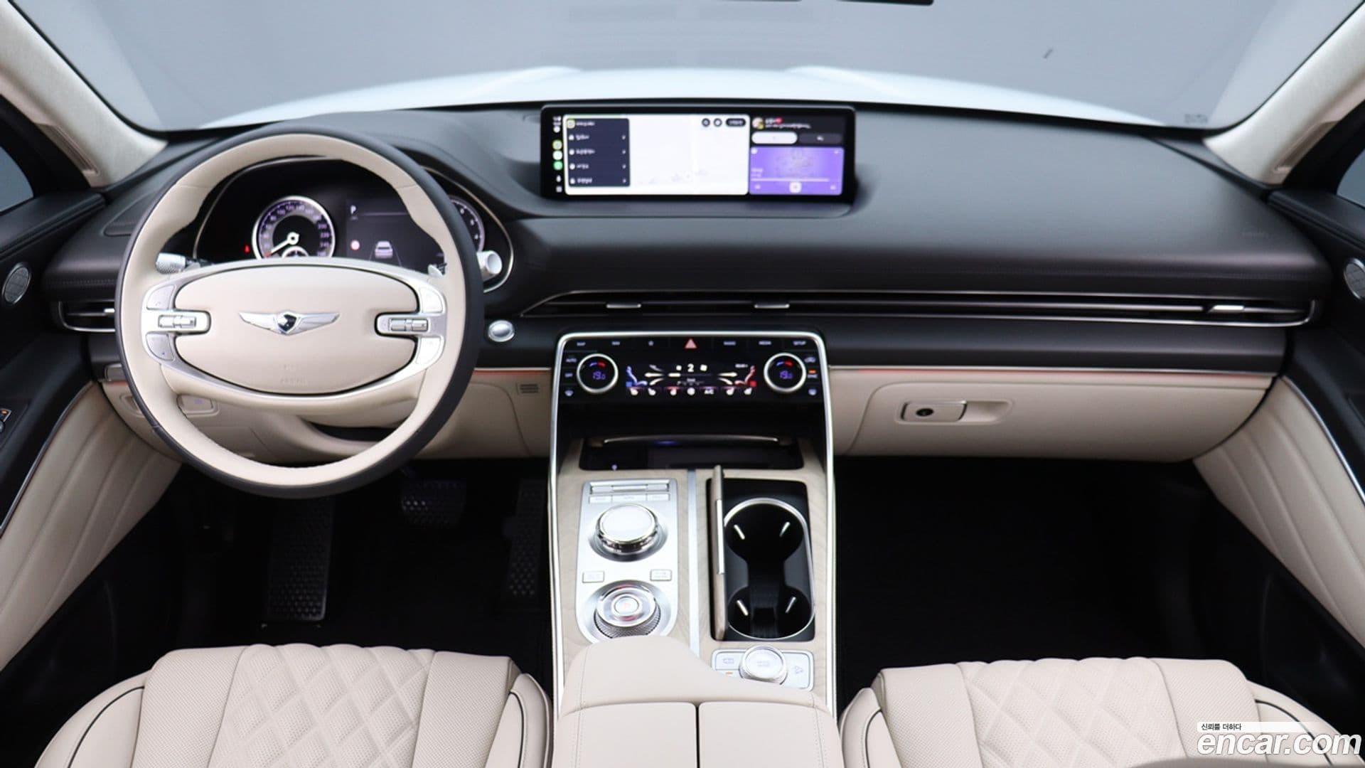 Main__Slider__Photo:GV80 Genesis 2023.3-6