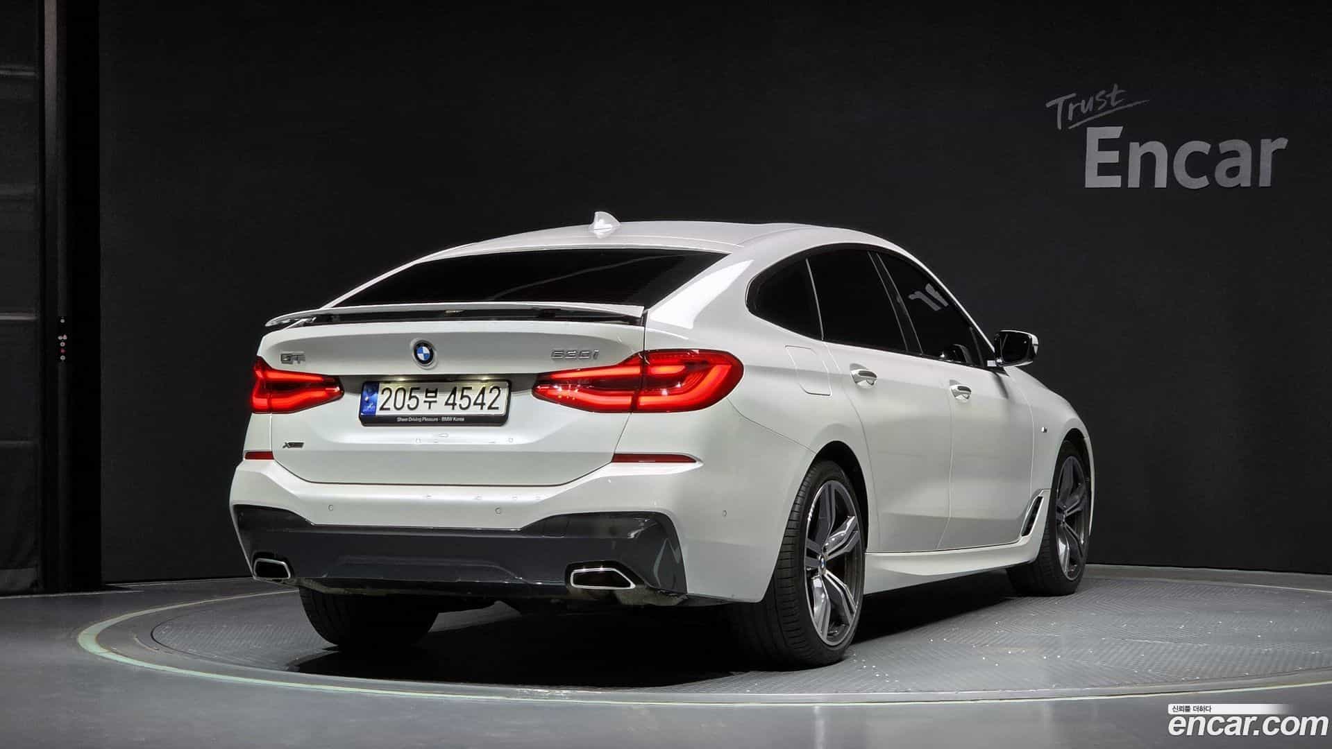 Gran Turismo BMW 2023.2-OUTER-002