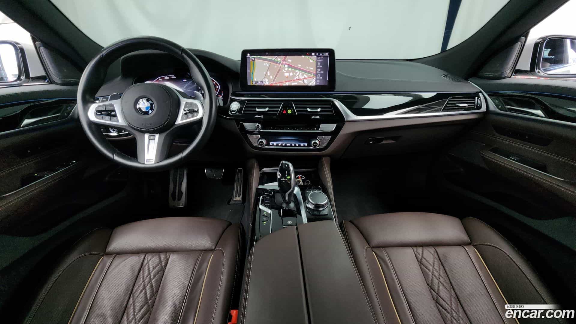 Gran Turismo BMW 2023.2-INNER-007