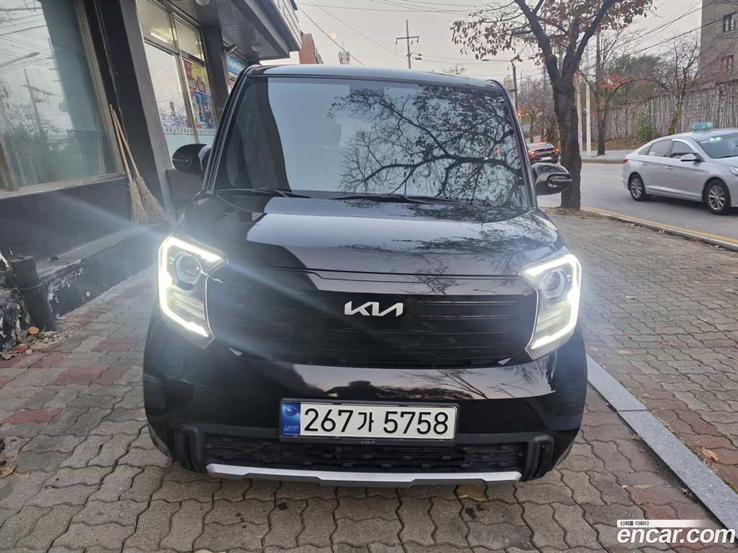 RAY Kia 2023.0-OUTER-002