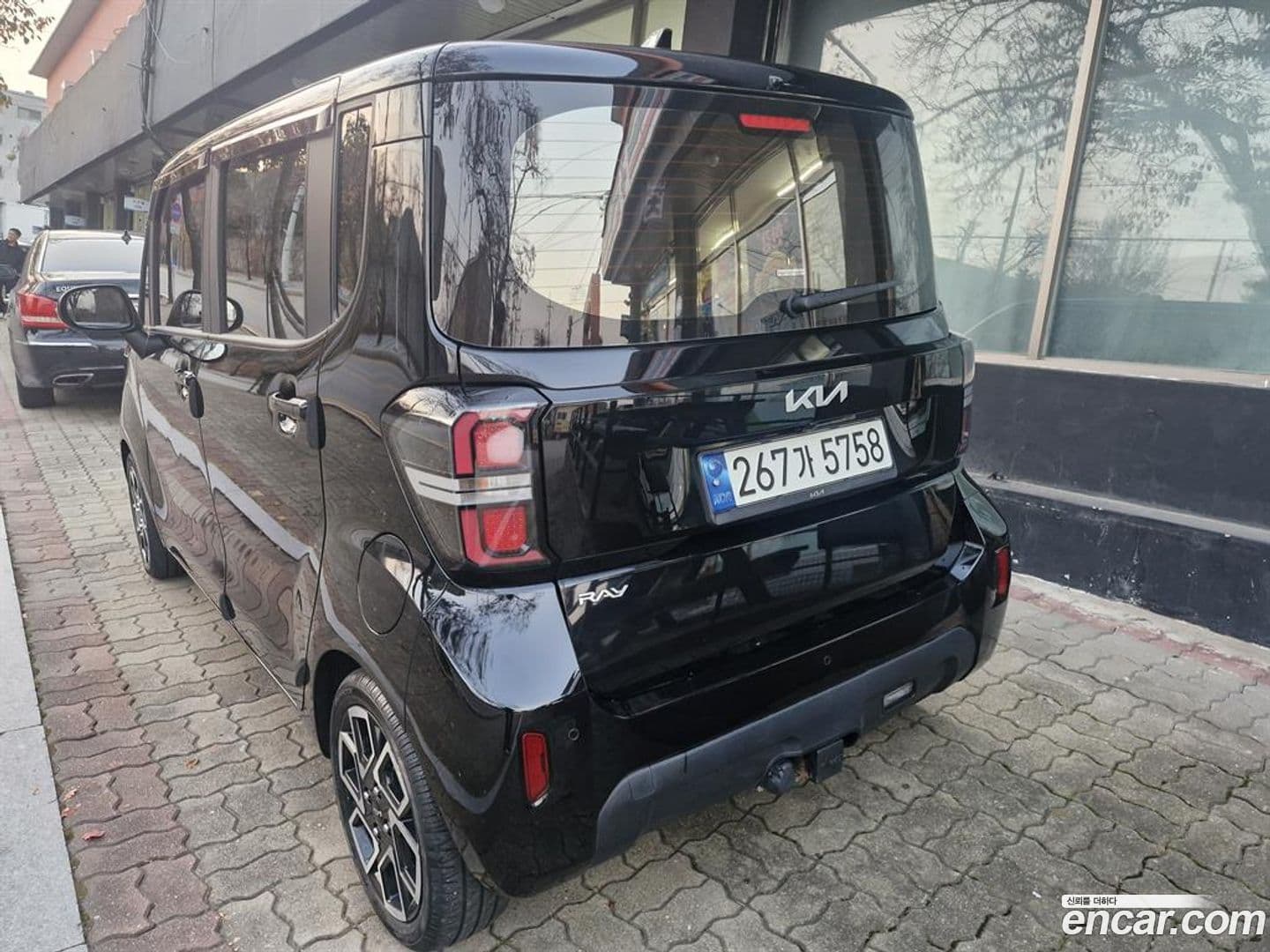 Main__Slider__Photo:RAY Kia 2023.0-3