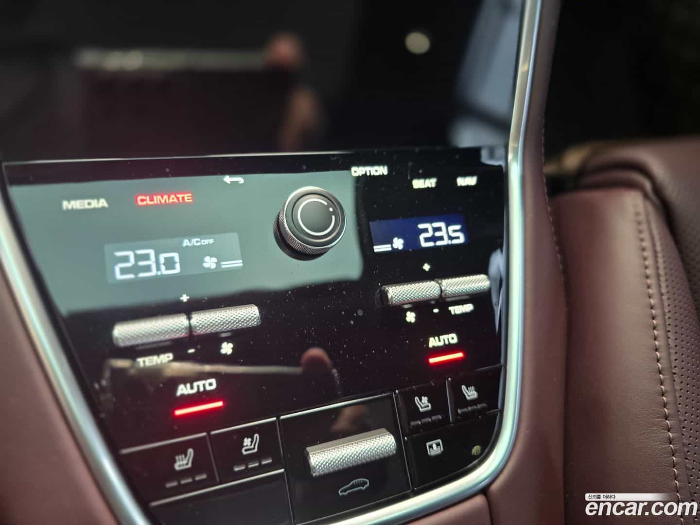 Panamera Porsche 2023.7-INNER-010