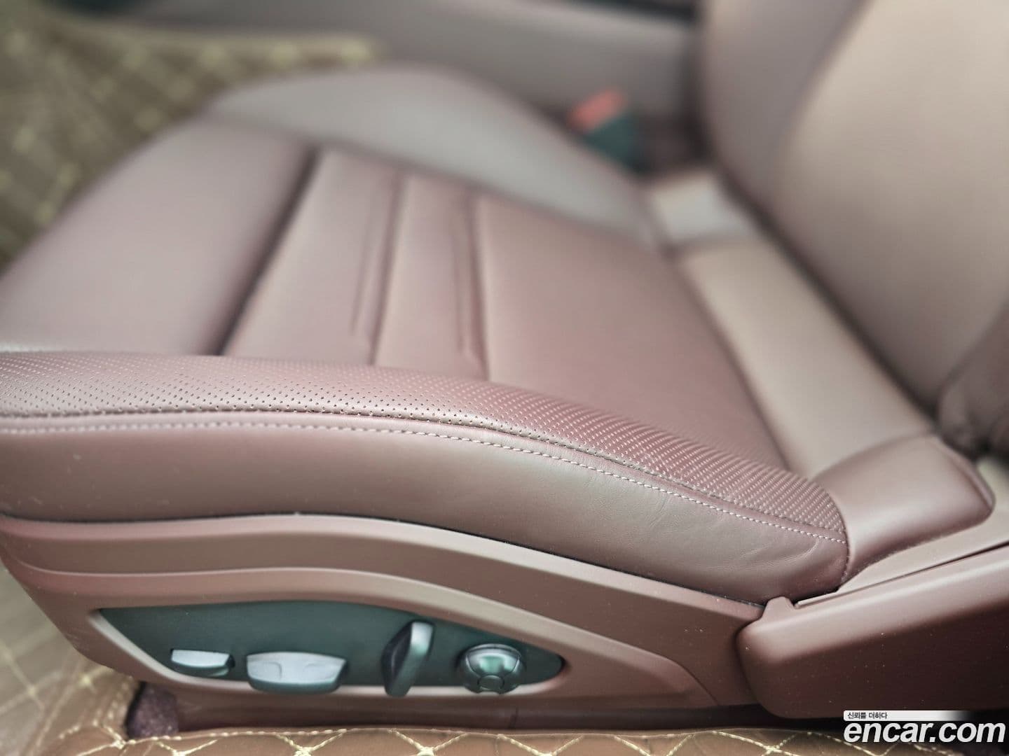 Main__Slider__Photo:Panamera Porsche 2023.7-10