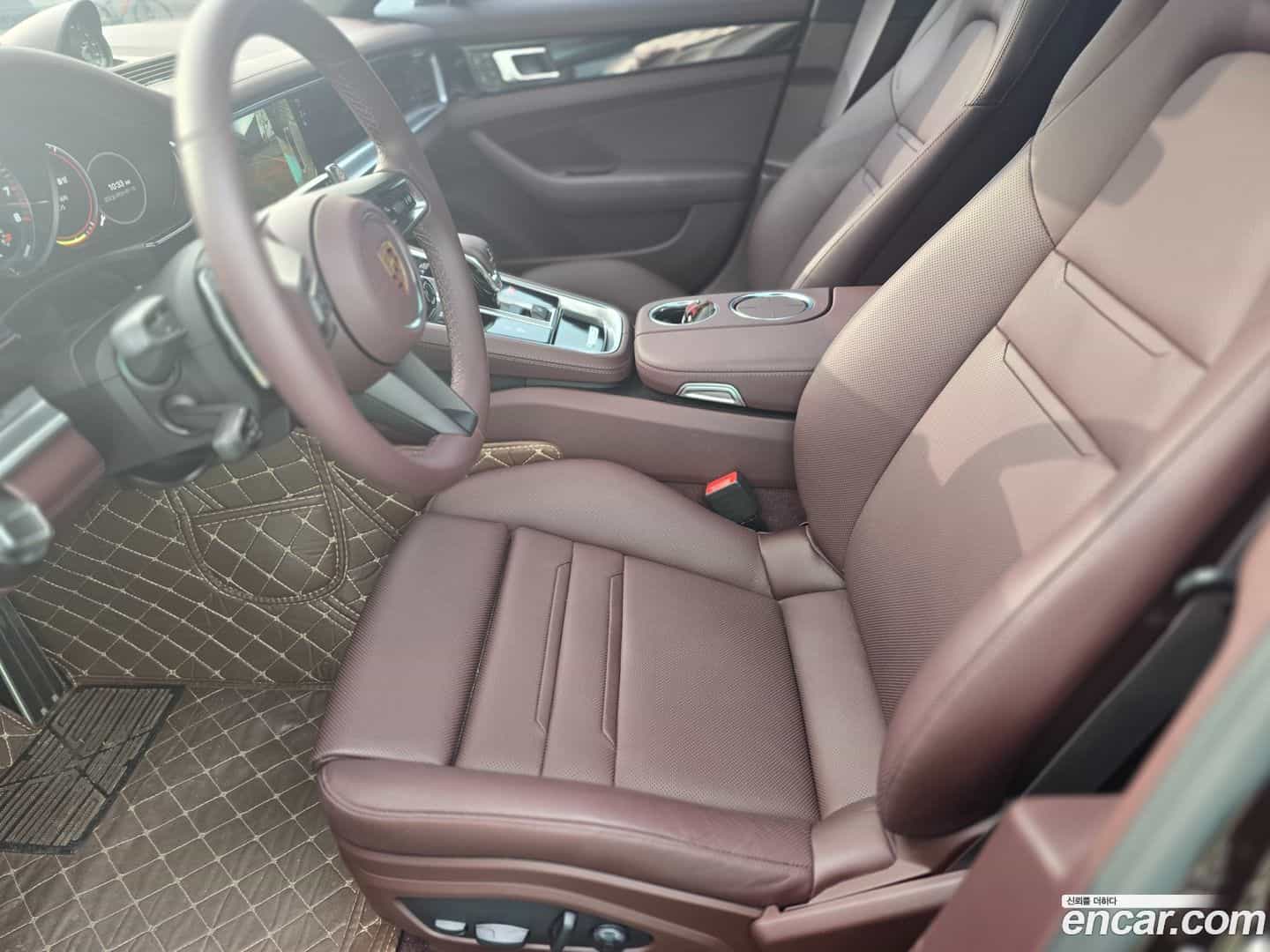 Panamera Porsche 2023.7-OPTION-016