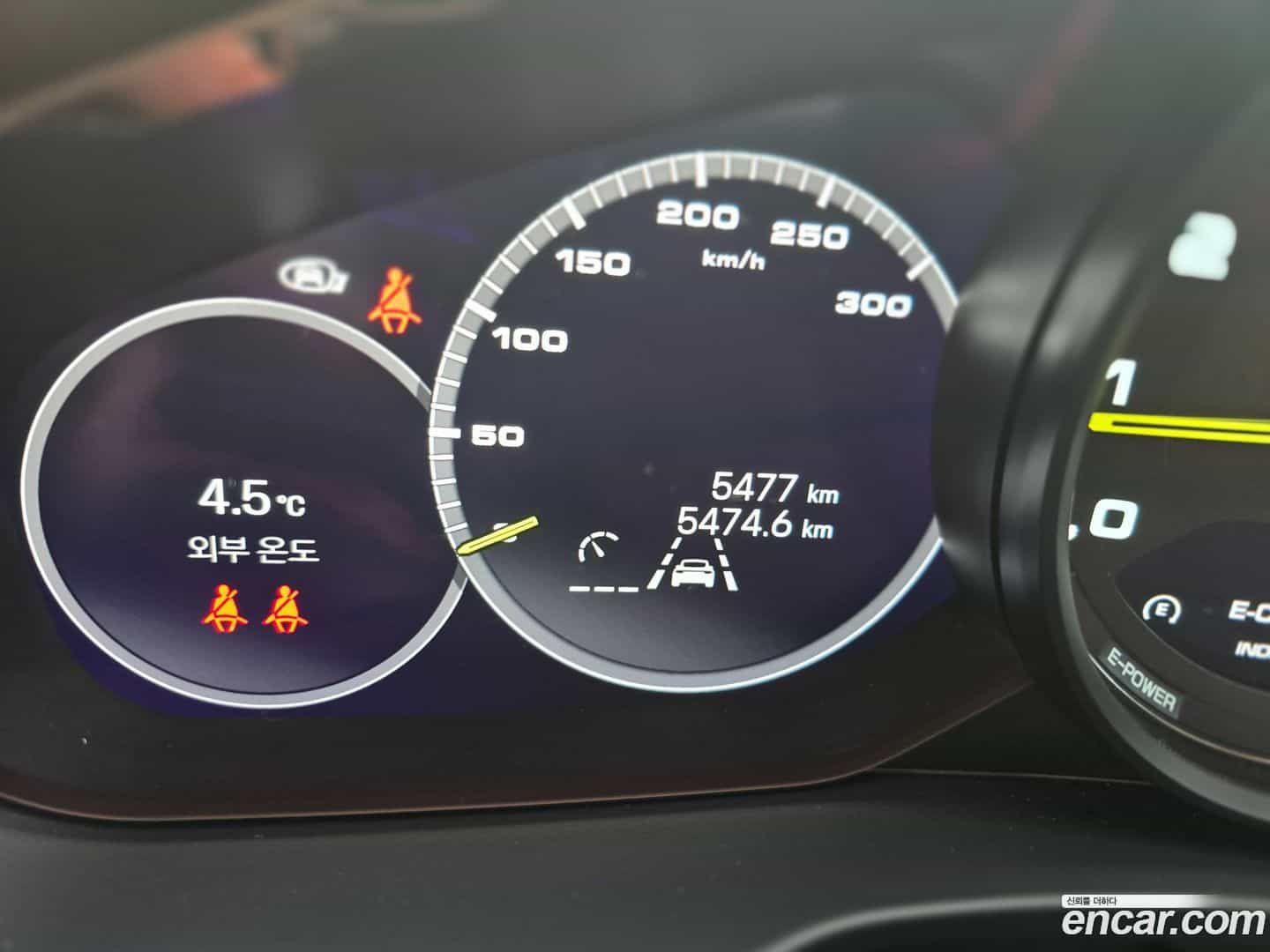 Panamera Porsche 2023.7-OPTION-018