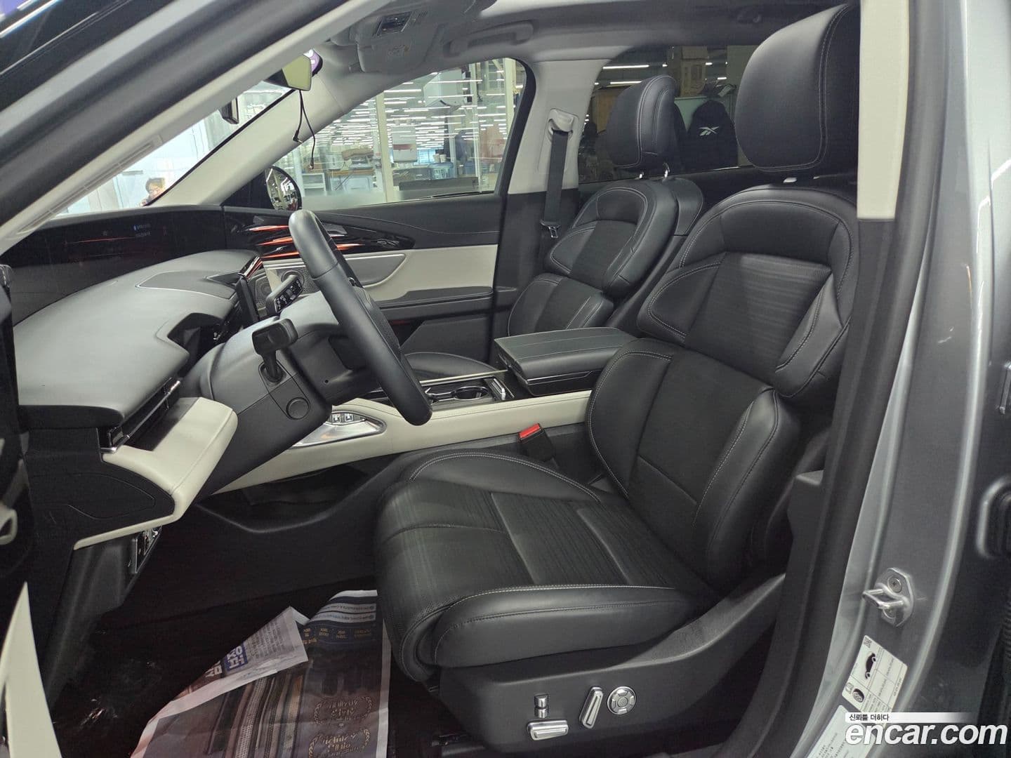 Main__Slider__Photo:Nautilus Lincoln 2025.0-12