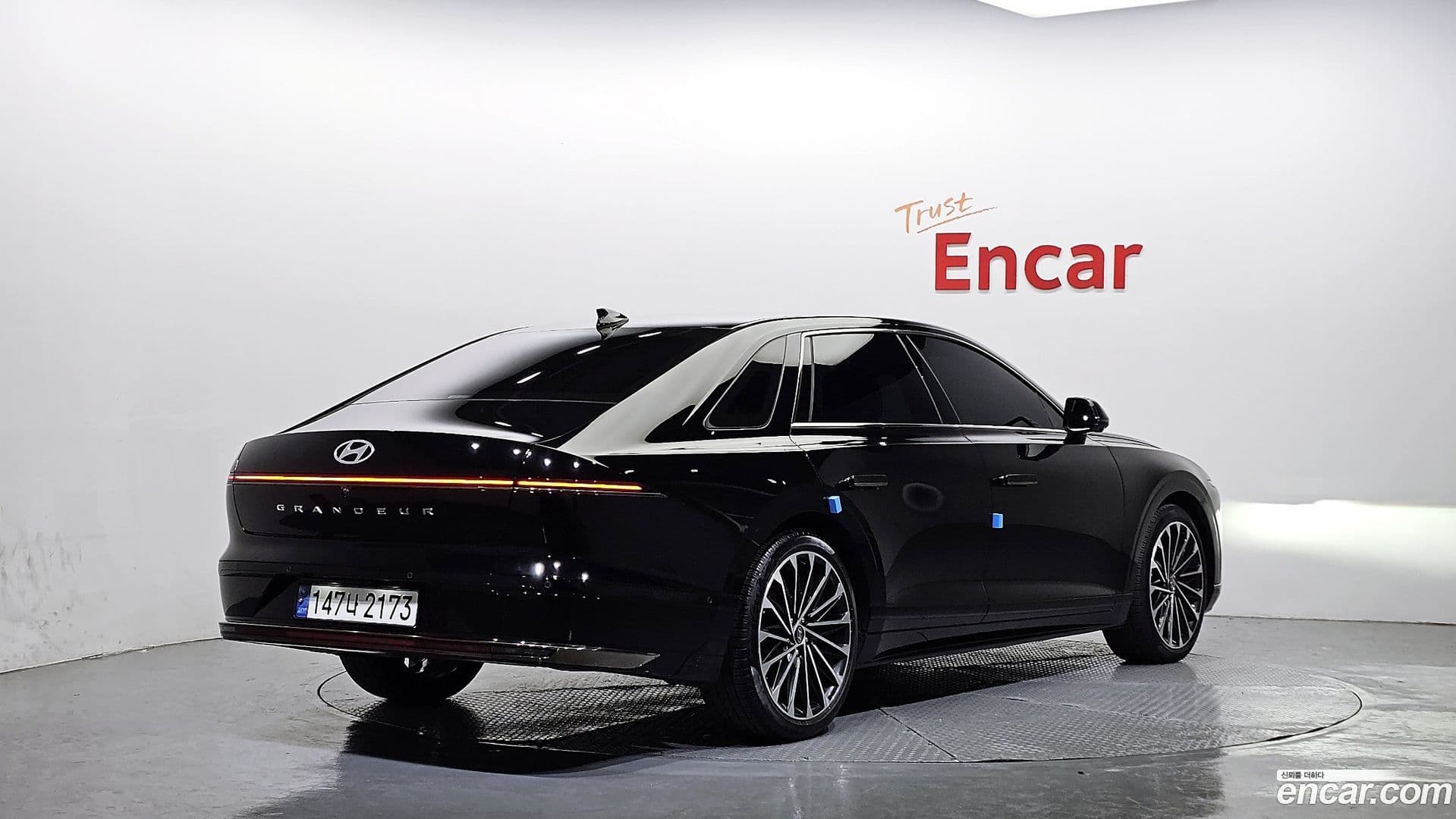 Main__Slider__Photo:Grandeur Hyundai 2023.8-1