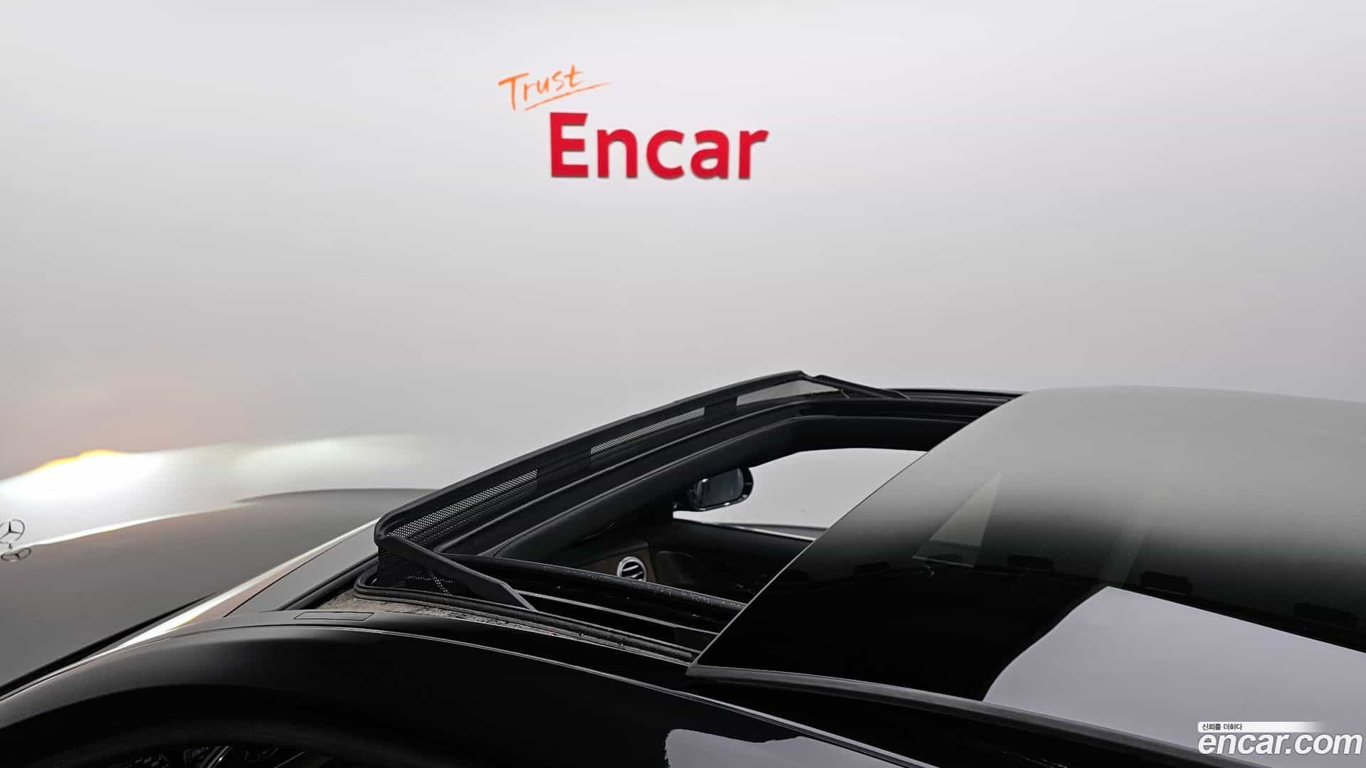 S-Class Mercedes-Benz 2017.1-OPTION-023