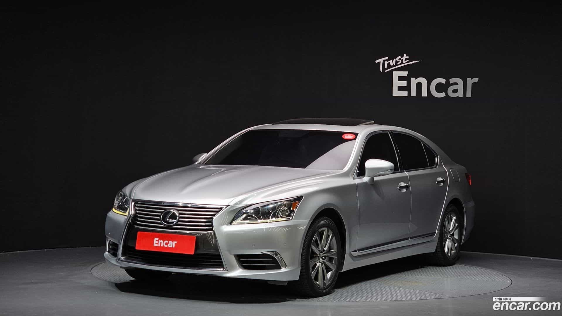 LS Lexus 2014.1-OUTER-001