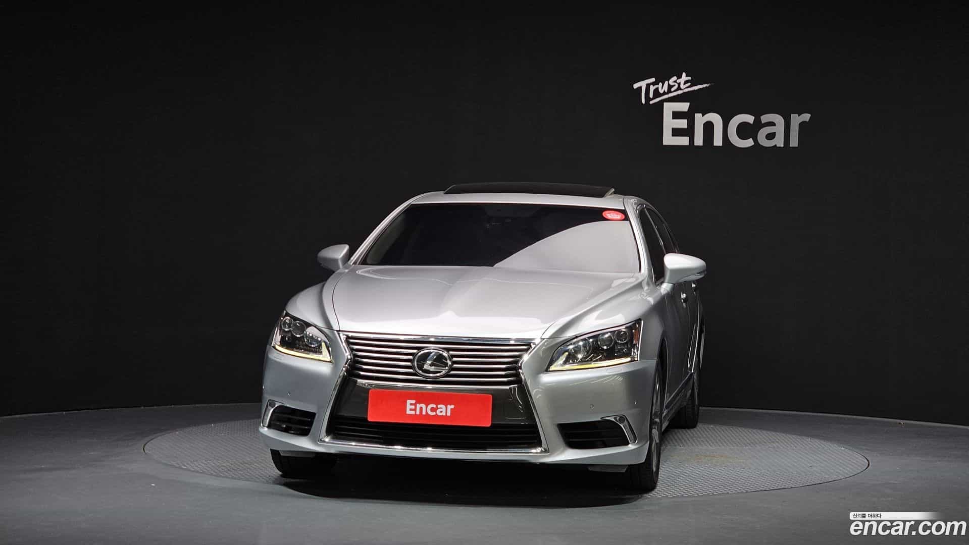 LS Lexus 2014.1-OUTER-003