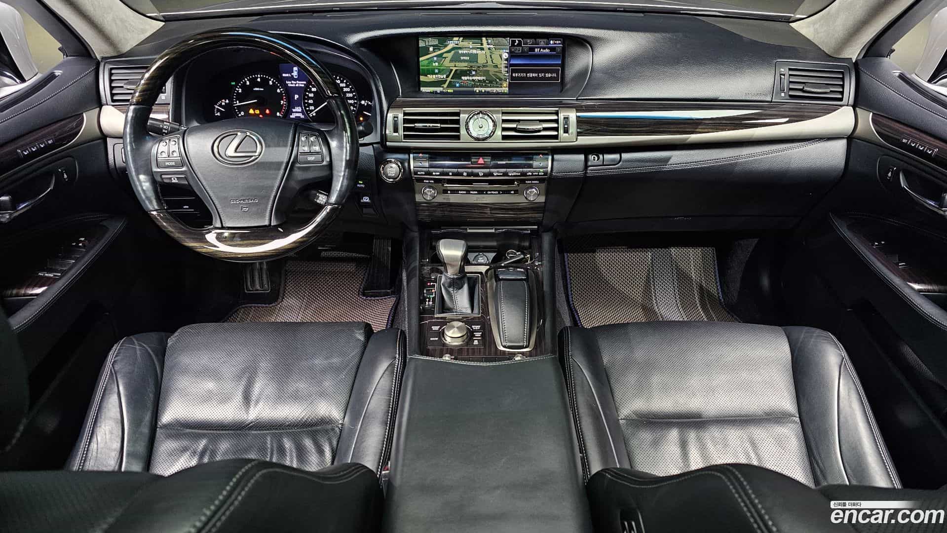 LS Lexus 2014.1-INNER-007