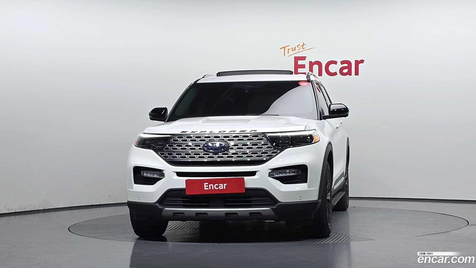 Main__Slider__Photo:Explorer Ford 2020.11-2