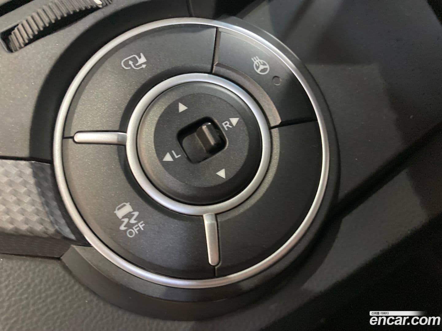 Main__Slider__Photo:KORANDO KG_Mobility_Ssangyong 2015.11-12