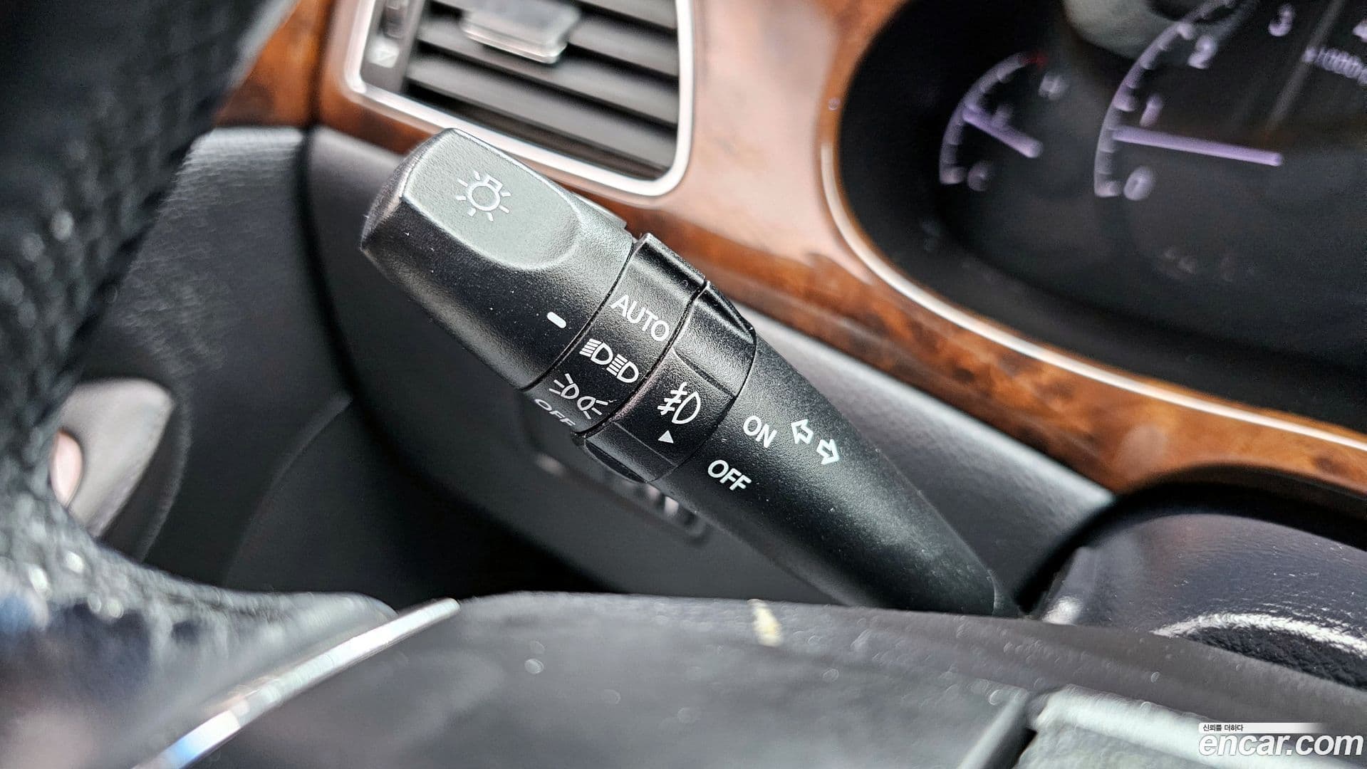 Main__Slider__Photo:Genesis Hyundai 2009.5-15