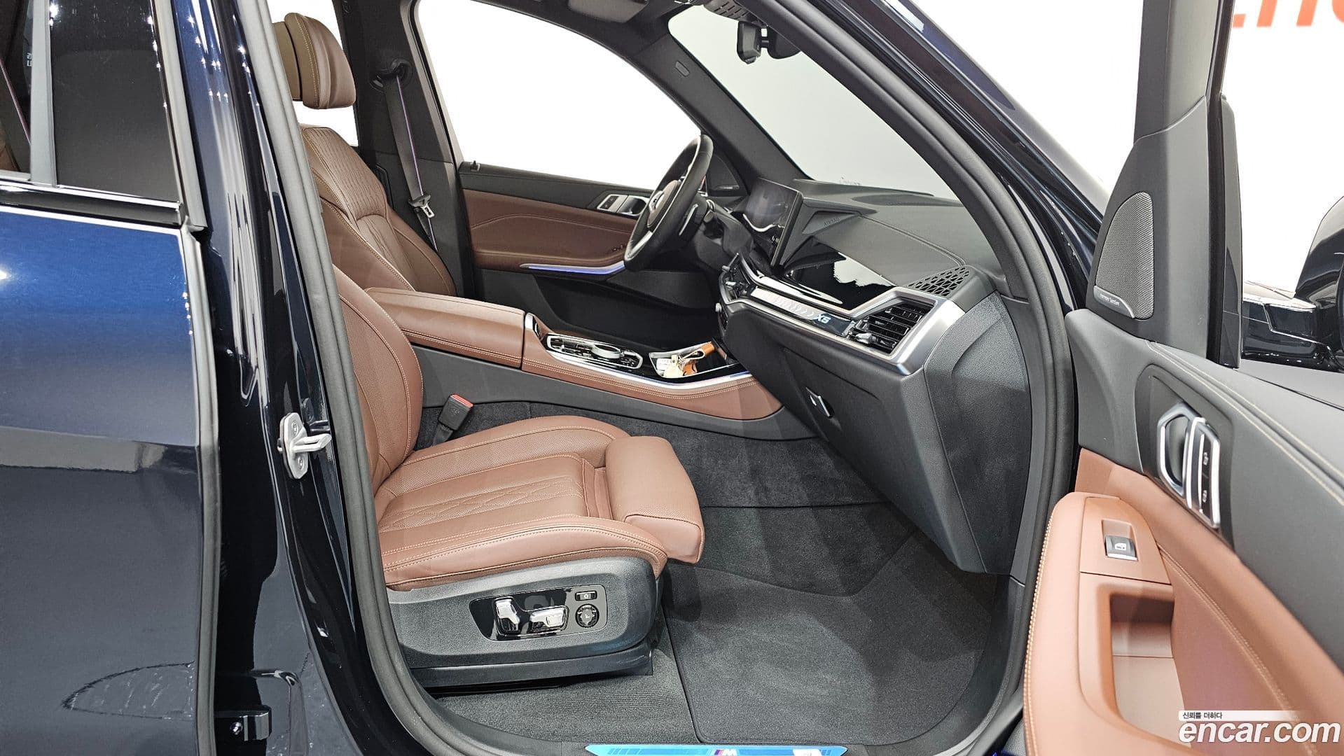 Main__Slider__Photo:X5 BMW 2025.0-10