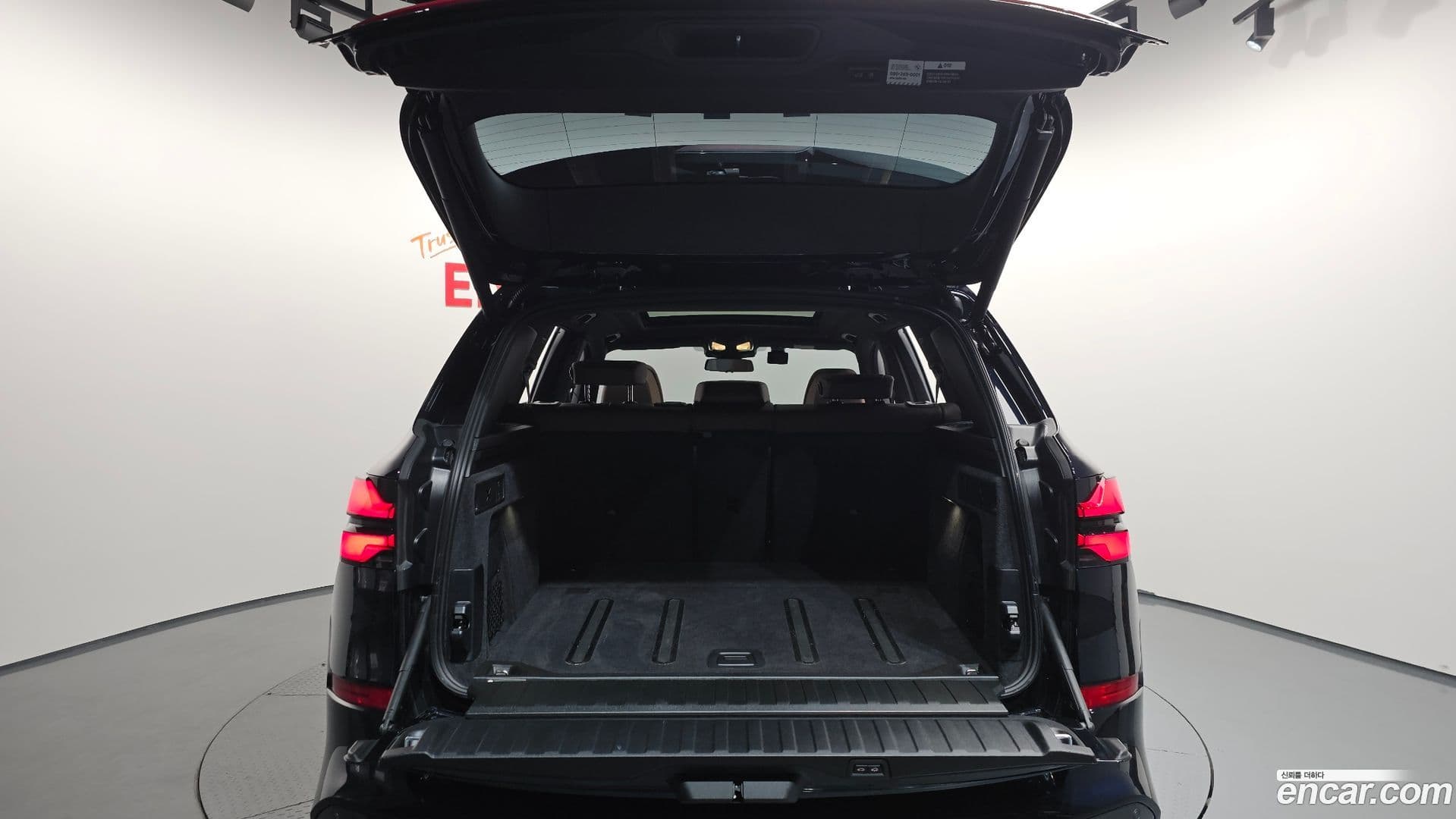 Main__Slider__Photo:X5 BMW 2025.0-19