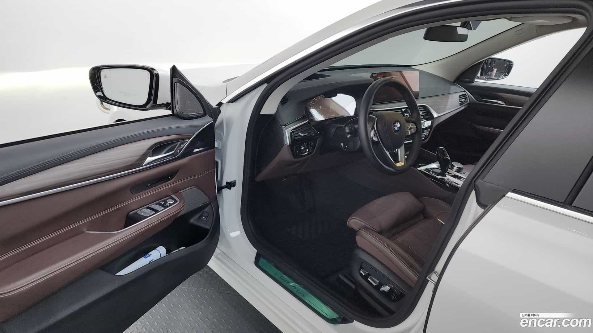 Gran Turismo BMW 2024.4-INNER-010