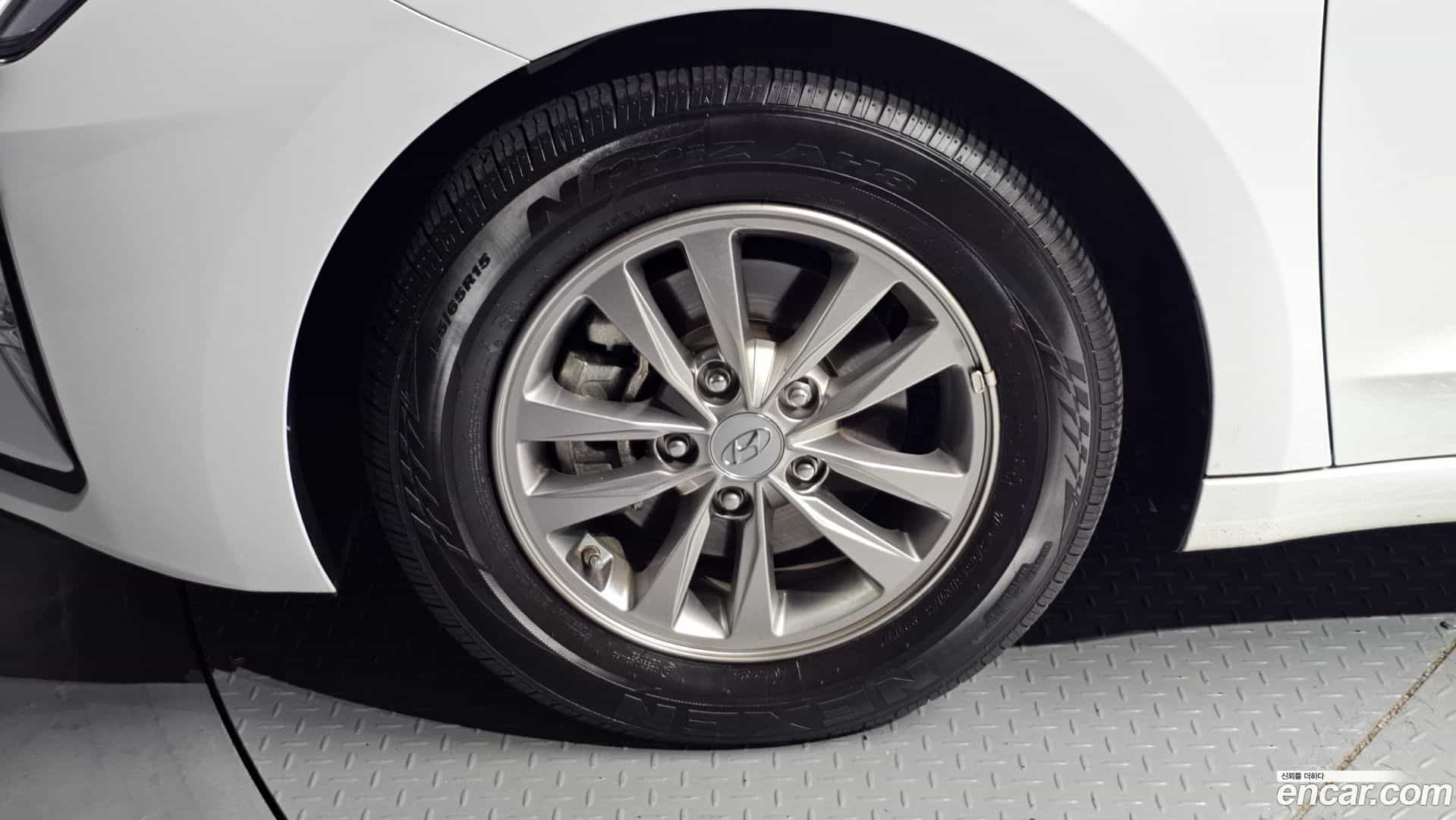 AVANTE Hyundai 2019.4-OUTER-005