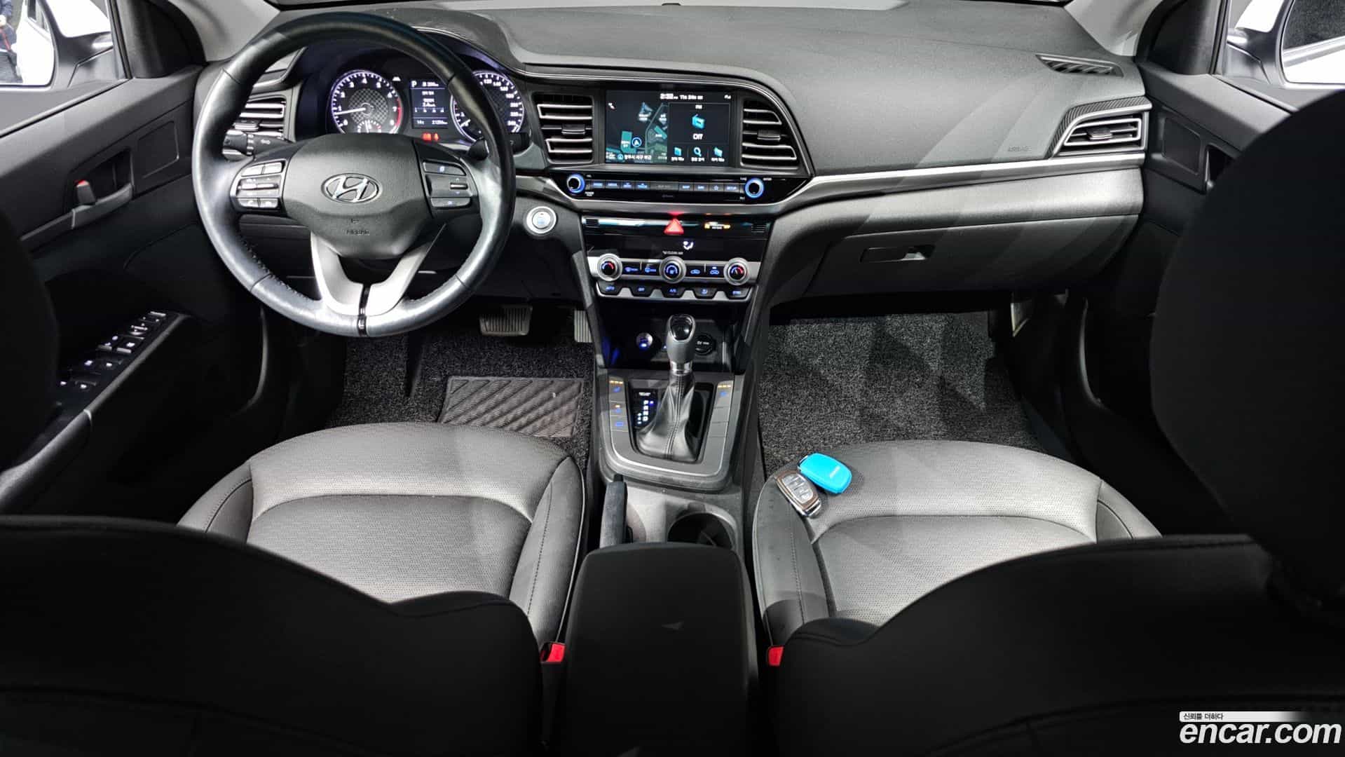 AVANTE Hyundai 2019.4-INNER-007