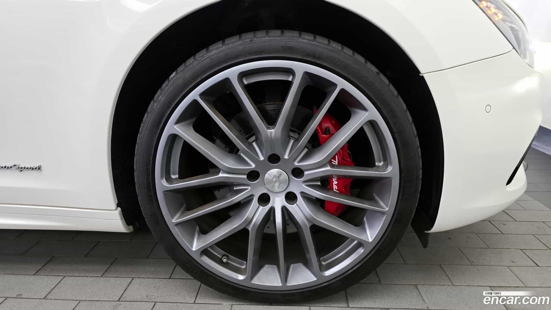 Ghibli Maserati 2018.2-OUTER-005