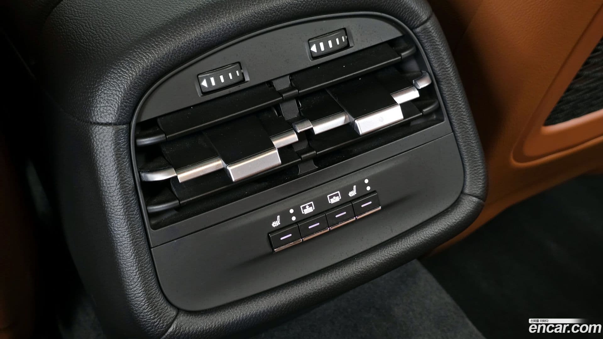 Main__Slider__Photo:Ghibli Maserati 2018.2-18