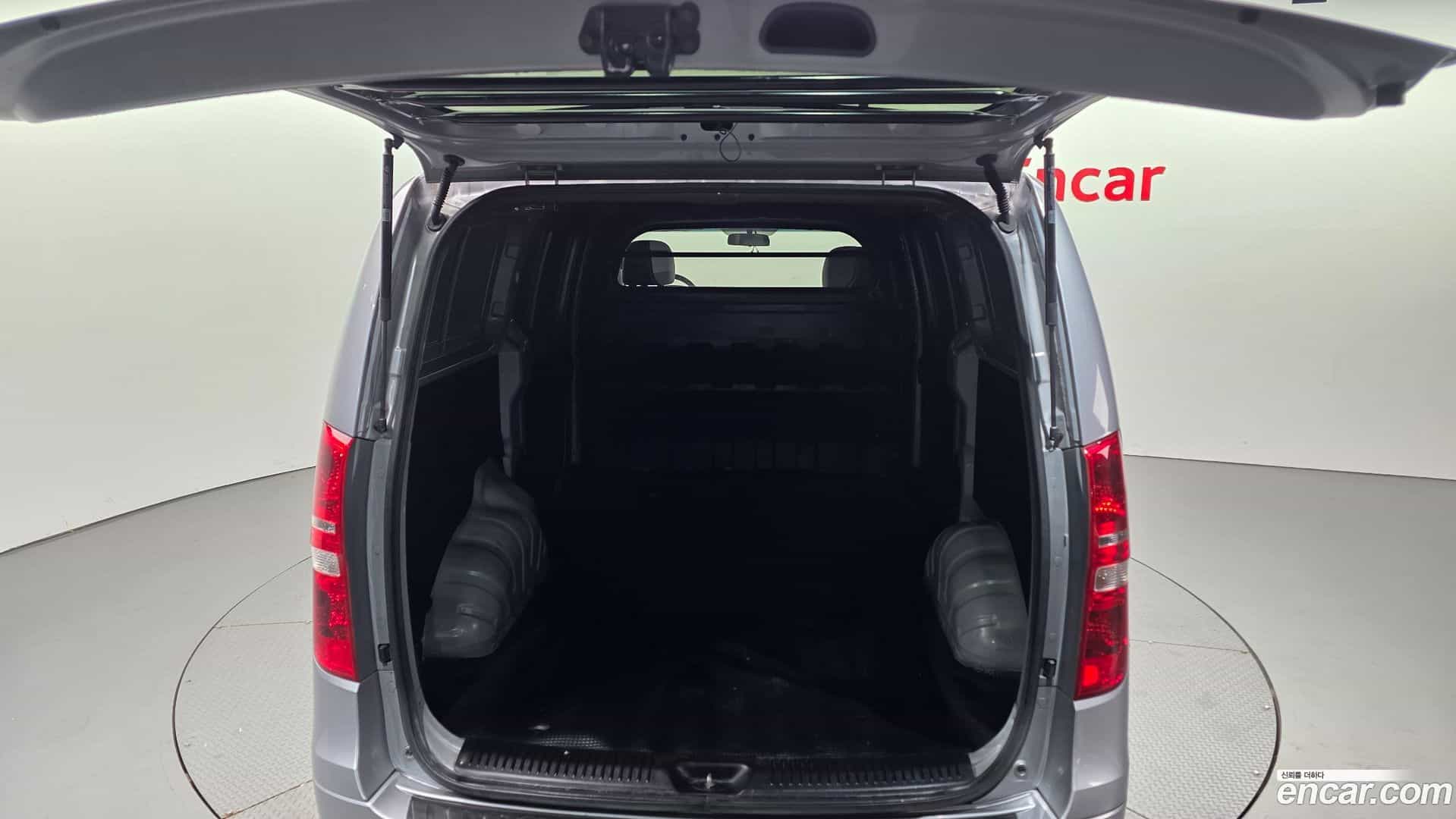 Starex Hyundai 2020.6-OPTION-024