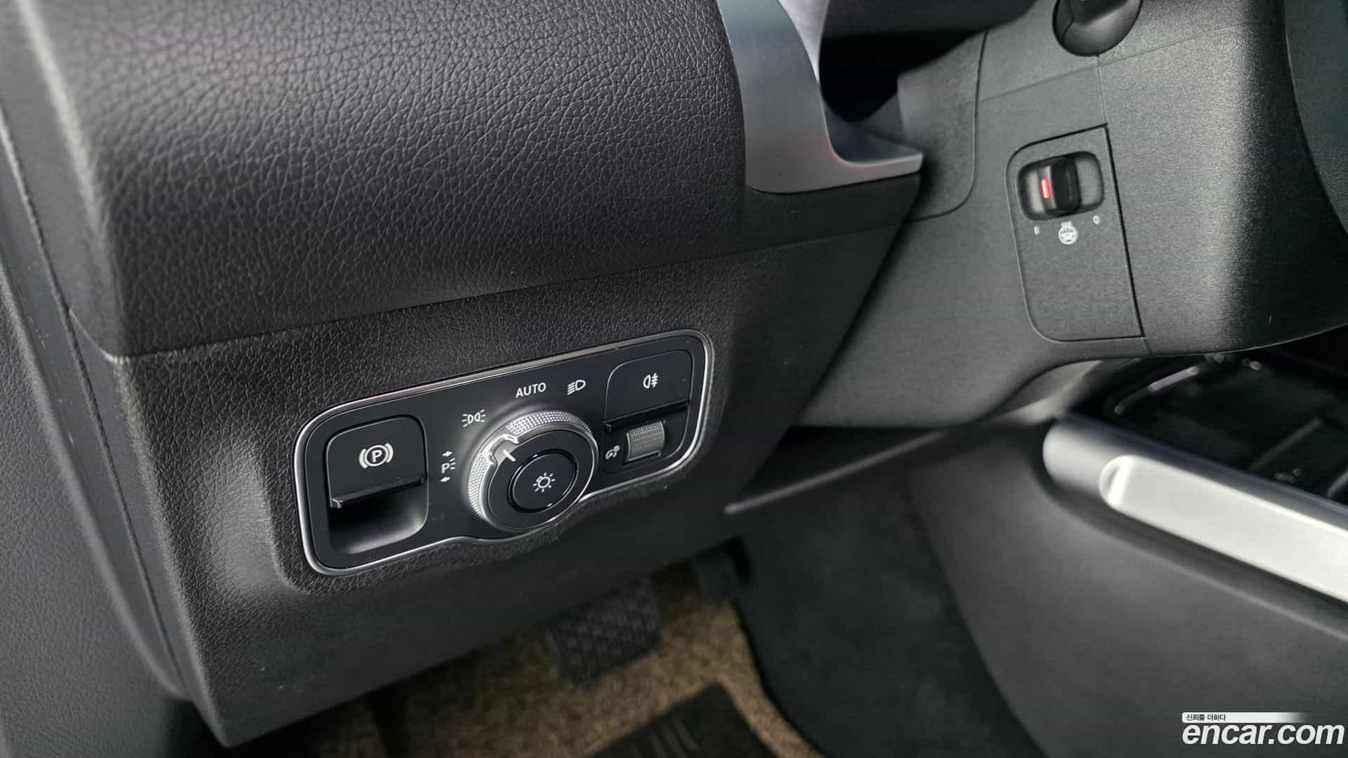 EQB Mercedes-Benz 2023.7-OPTION-017