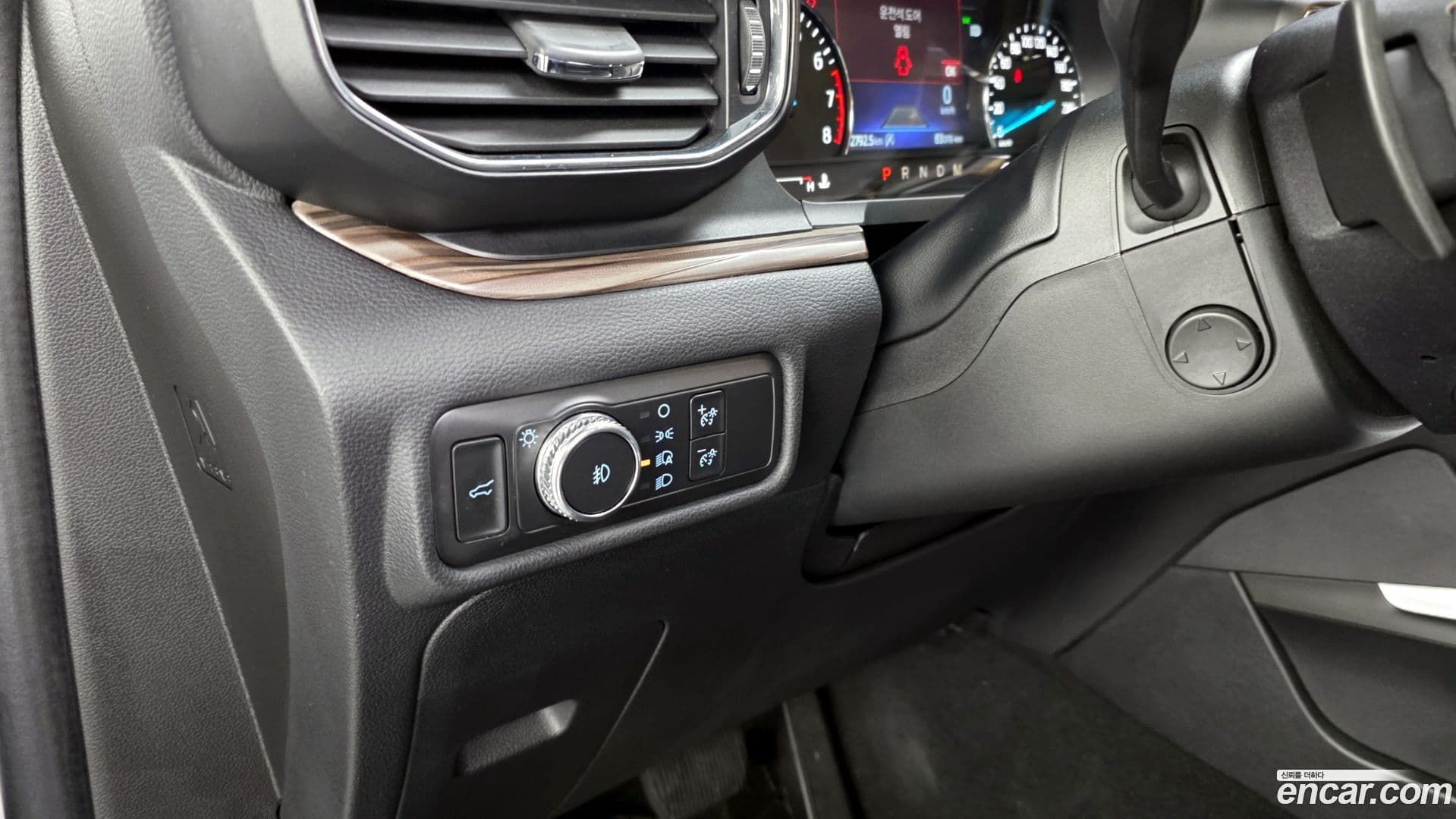 Main__Slider__Photo:Explorer Ford 2020.4-16