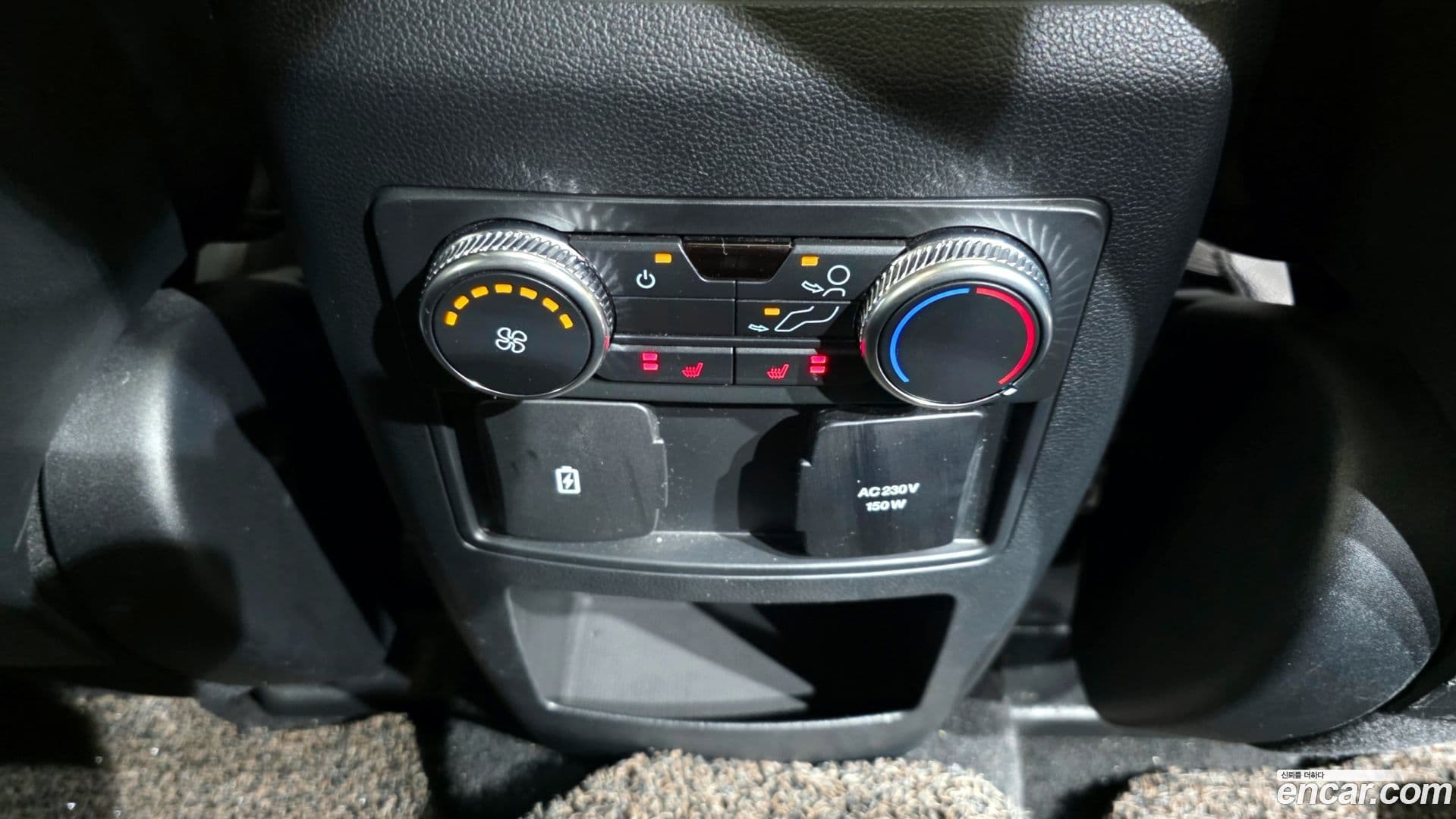 Main__Slider__Photo:Explorer Ford 2020.4-18