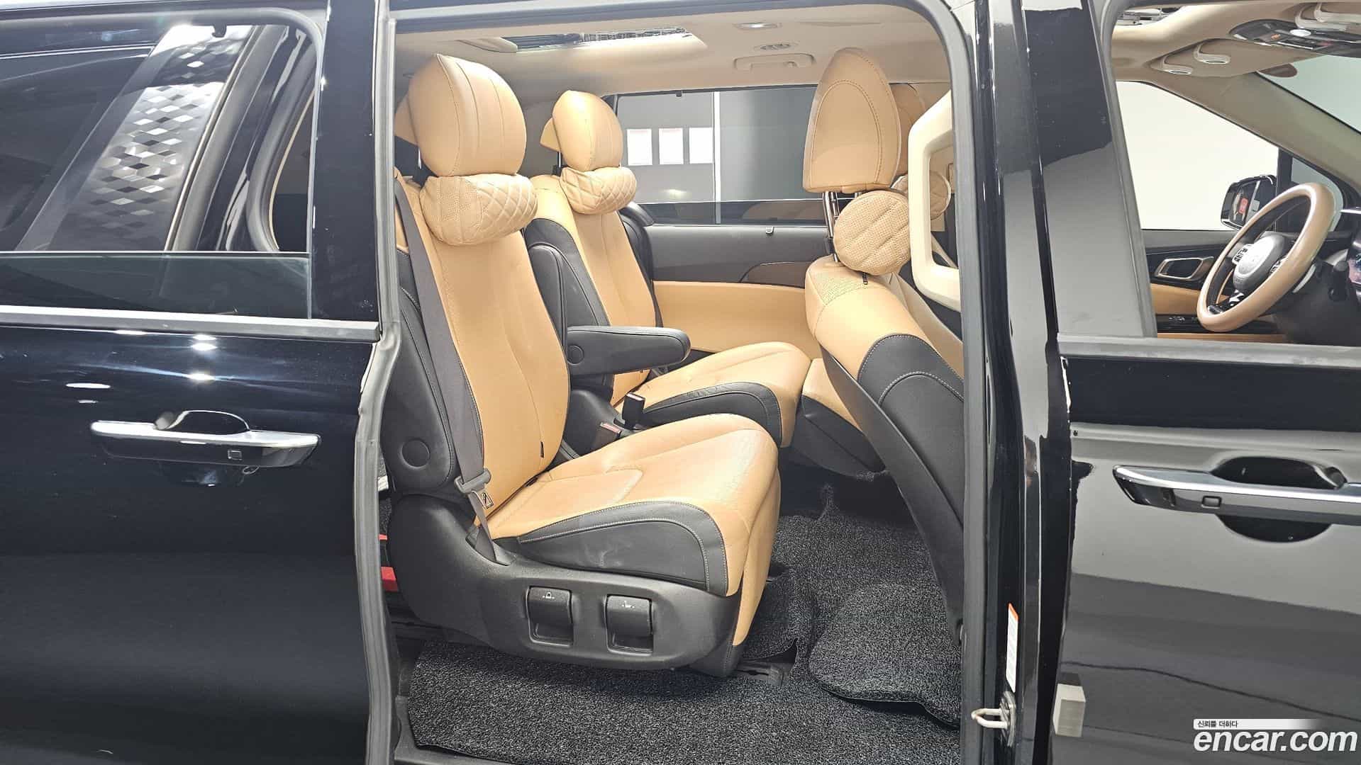 Canival Kia 2023.2-OPTION-016