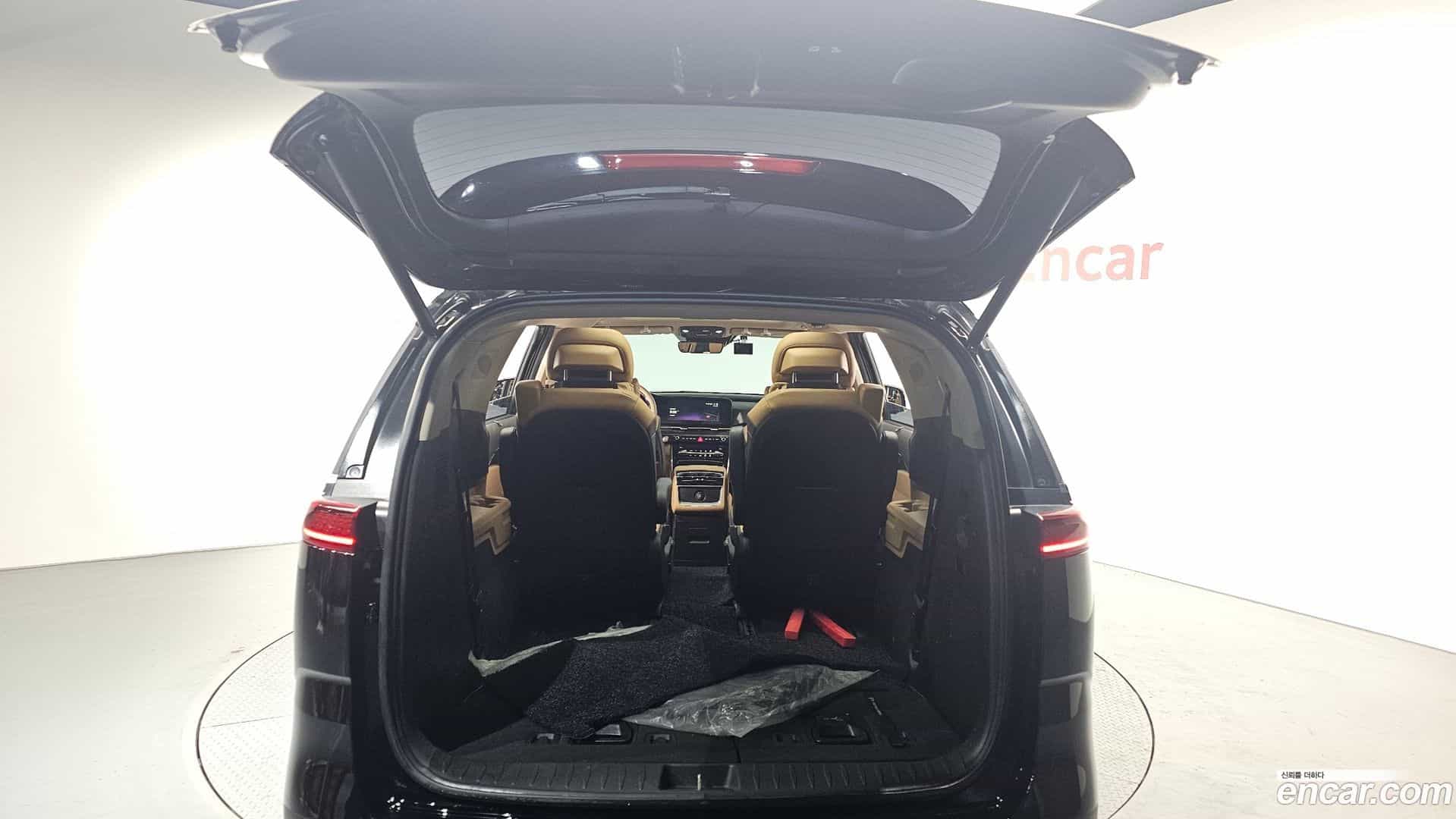 Canival Kia 2023.2-OPTION-024