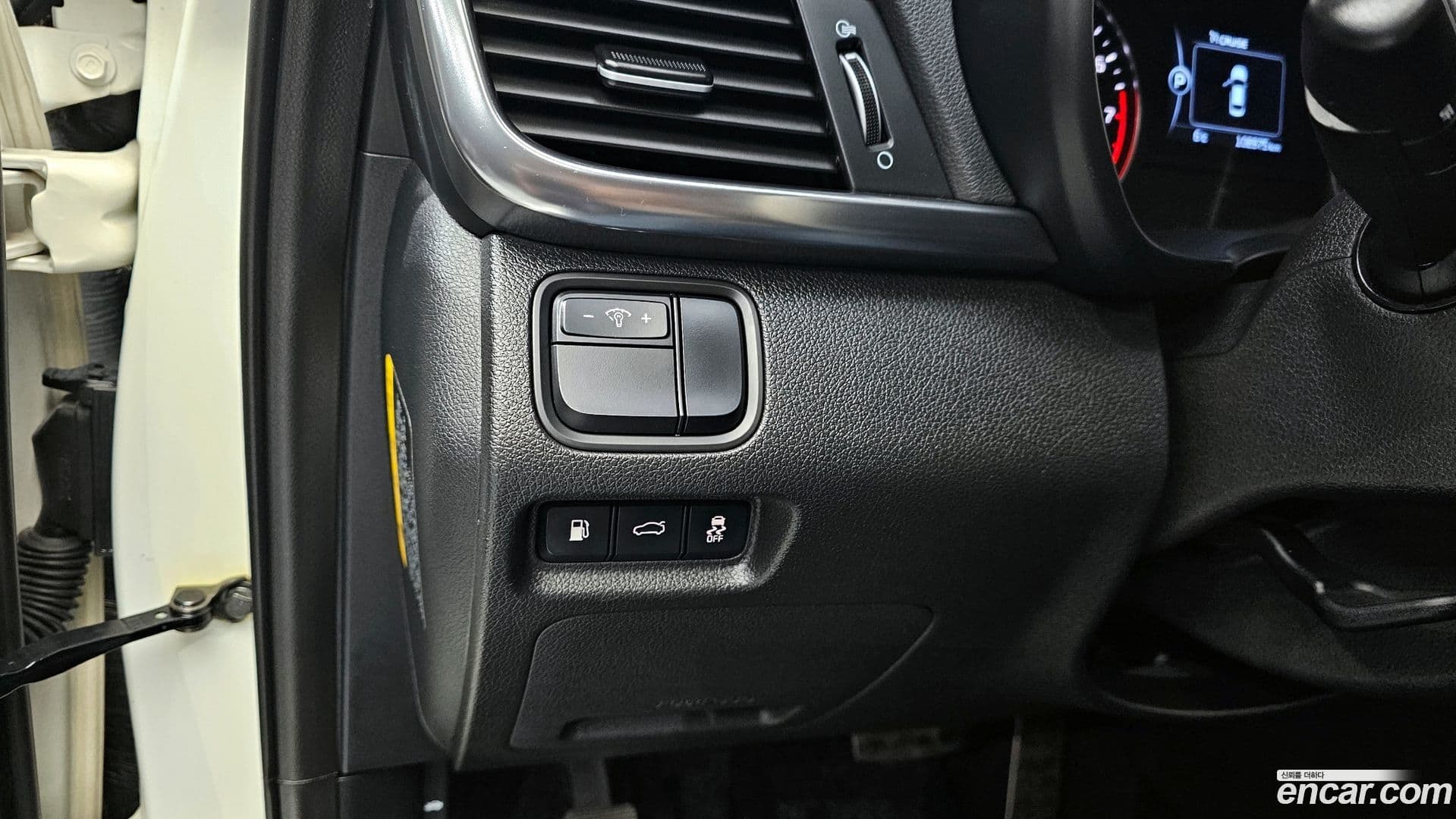 Main__Slider__Photo:K5 Kia 2015.7-13