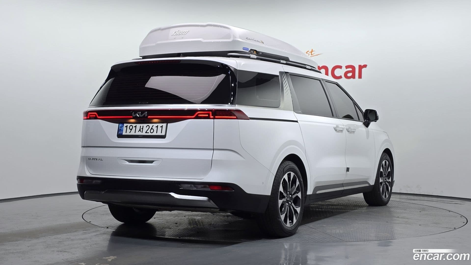 Main__Slider__Photo:Canival Kia 2022.5-1