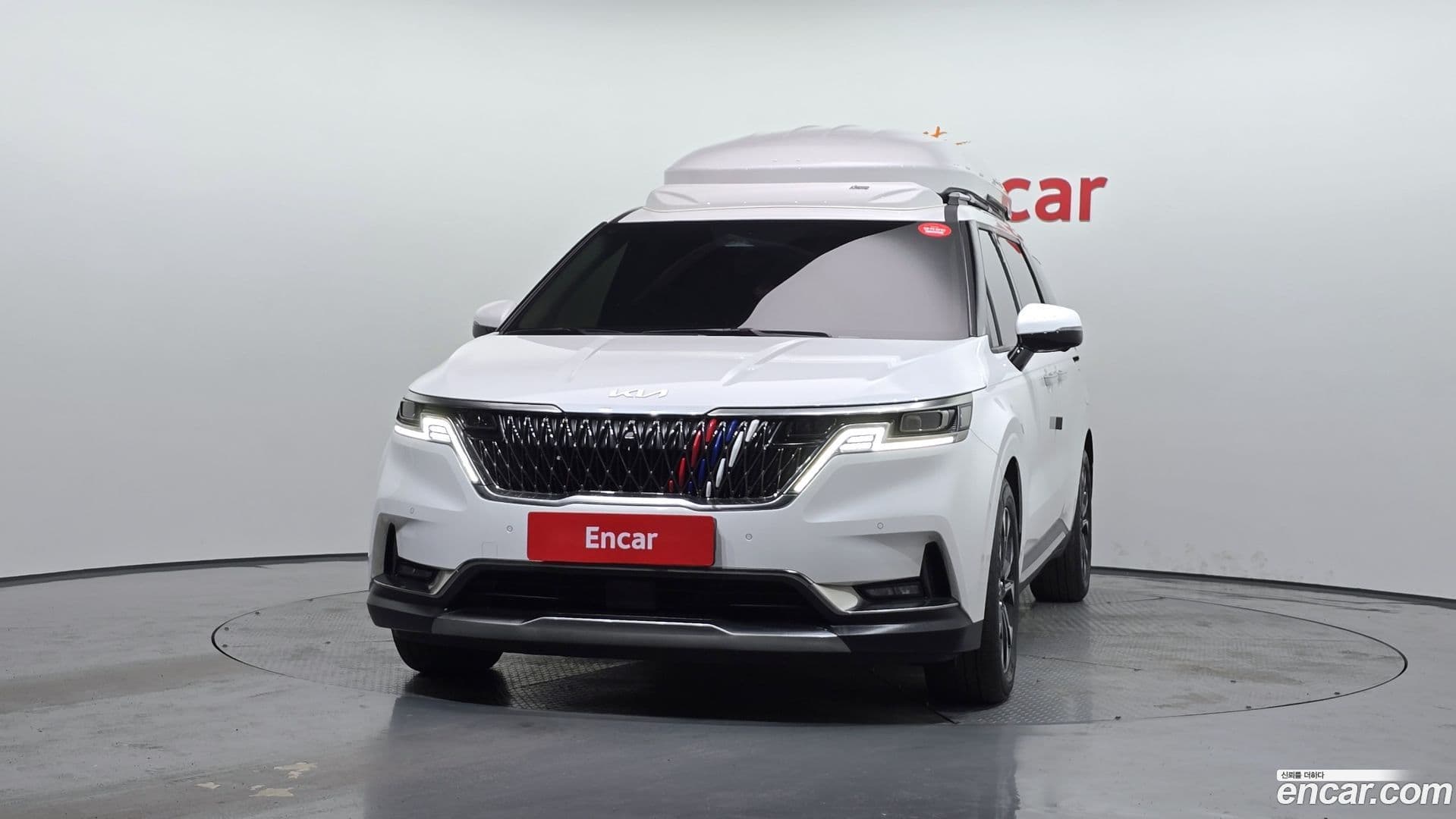 Main__Slider__Photo:Canival Kia 2022.5-2