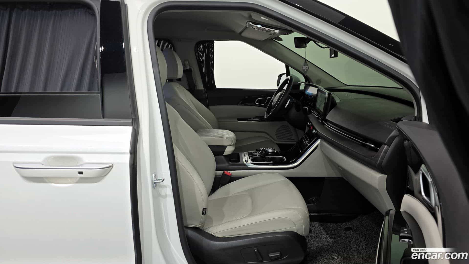 Canival Kia 2022.5-OPTION-015