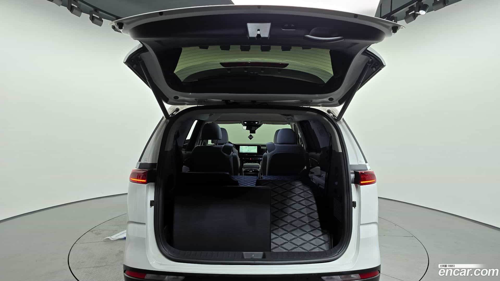 Canival Kia 2022.5-OPTION-024