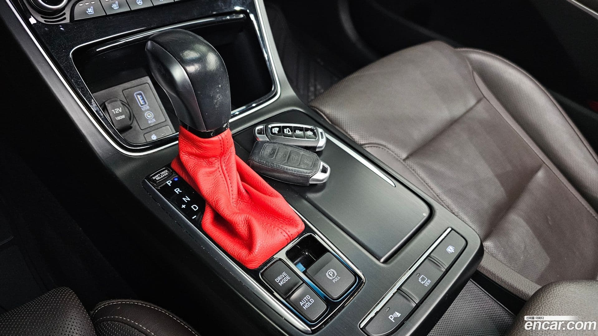 Main__Slider__Photo:Grandeur Hyundai 2018.10-8