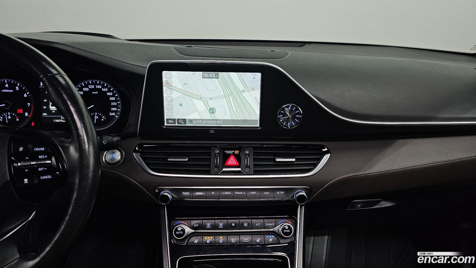 Main__Slider__Photo:Grandeur Hyundai 2018.10-13