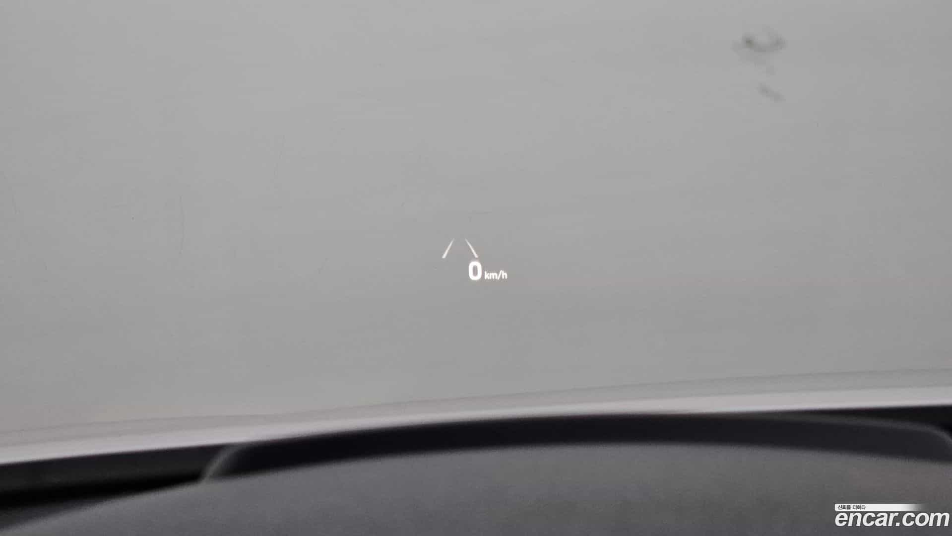 Grandeur Hyundai 2018.10-OPTION-023