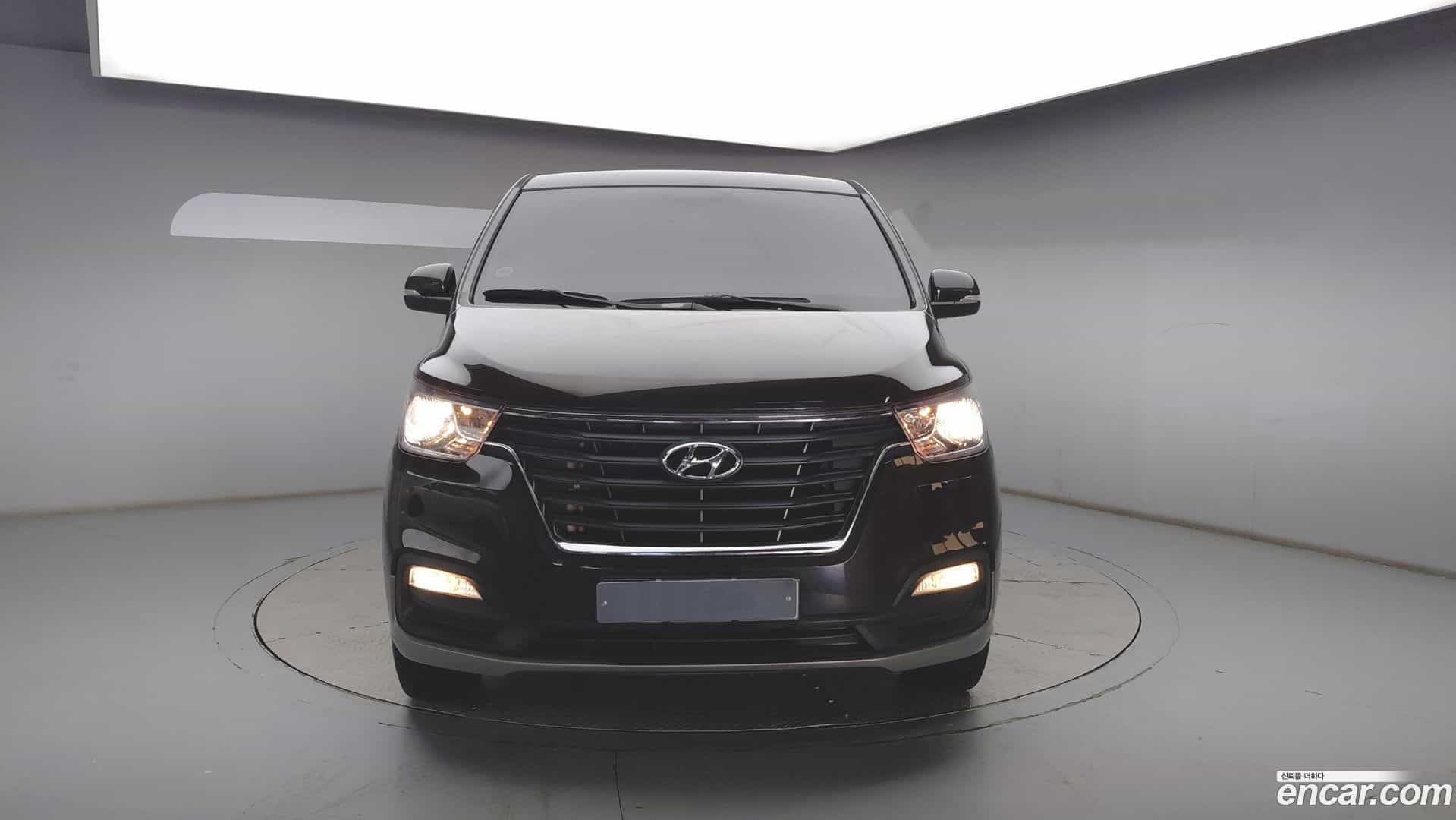 Starex Hyundai 2018.10-OUTER-002