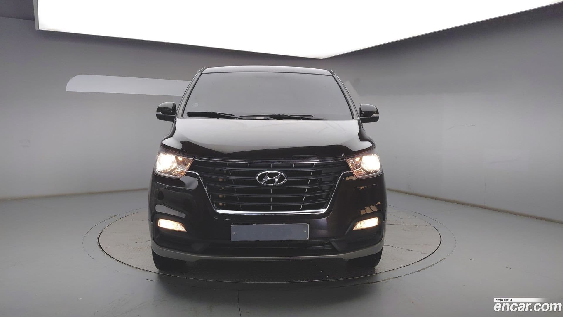 Main__Slider__Photo:Starex Hyundai 2018.10-1