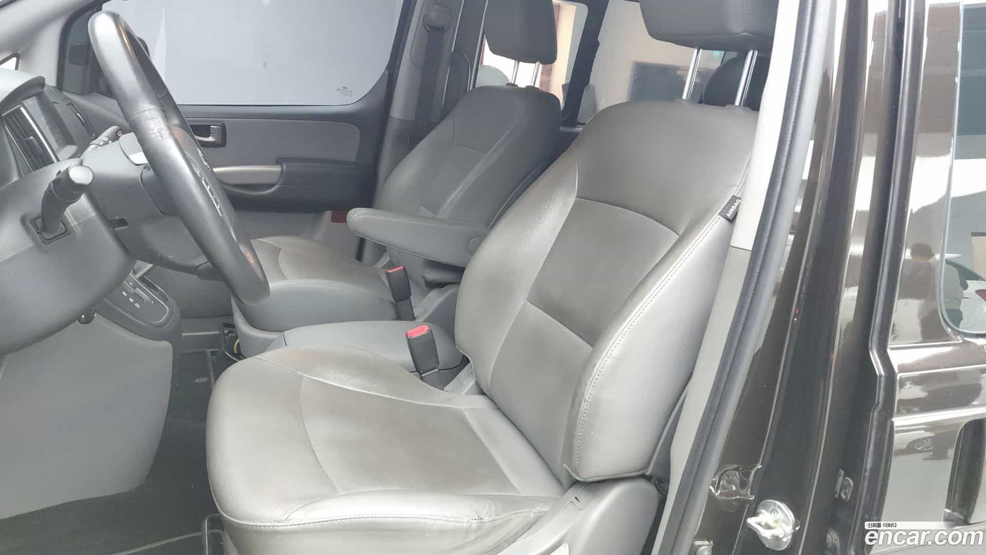 Starex Hyundai 2018.10-OUTER-005