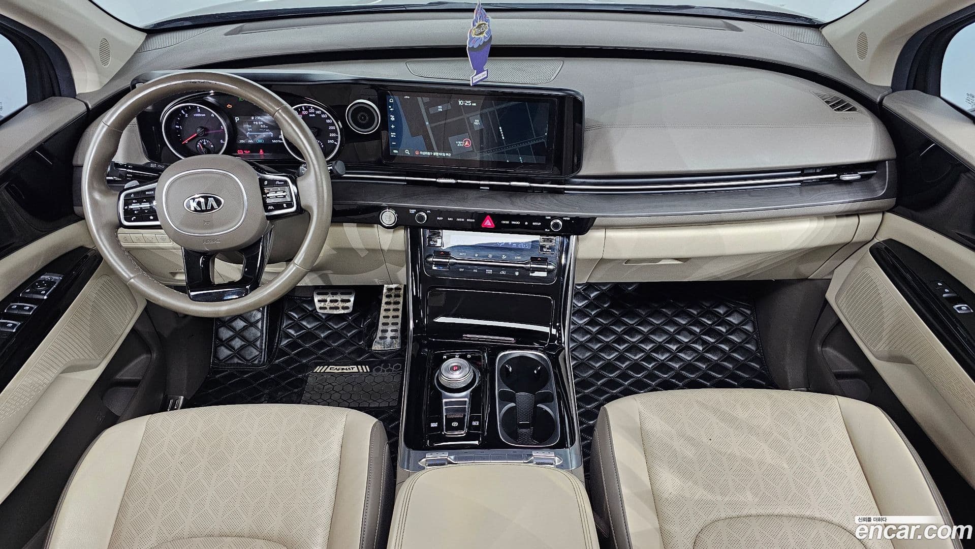 Main__Slider__Photo:Canival Kia 2021.3-6