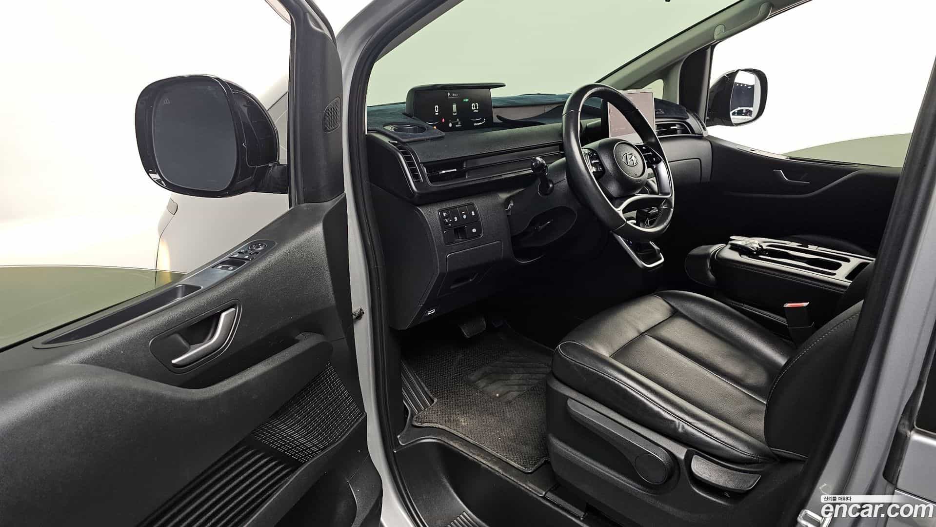 Staria Hyundai 2022.10-OPTION-015