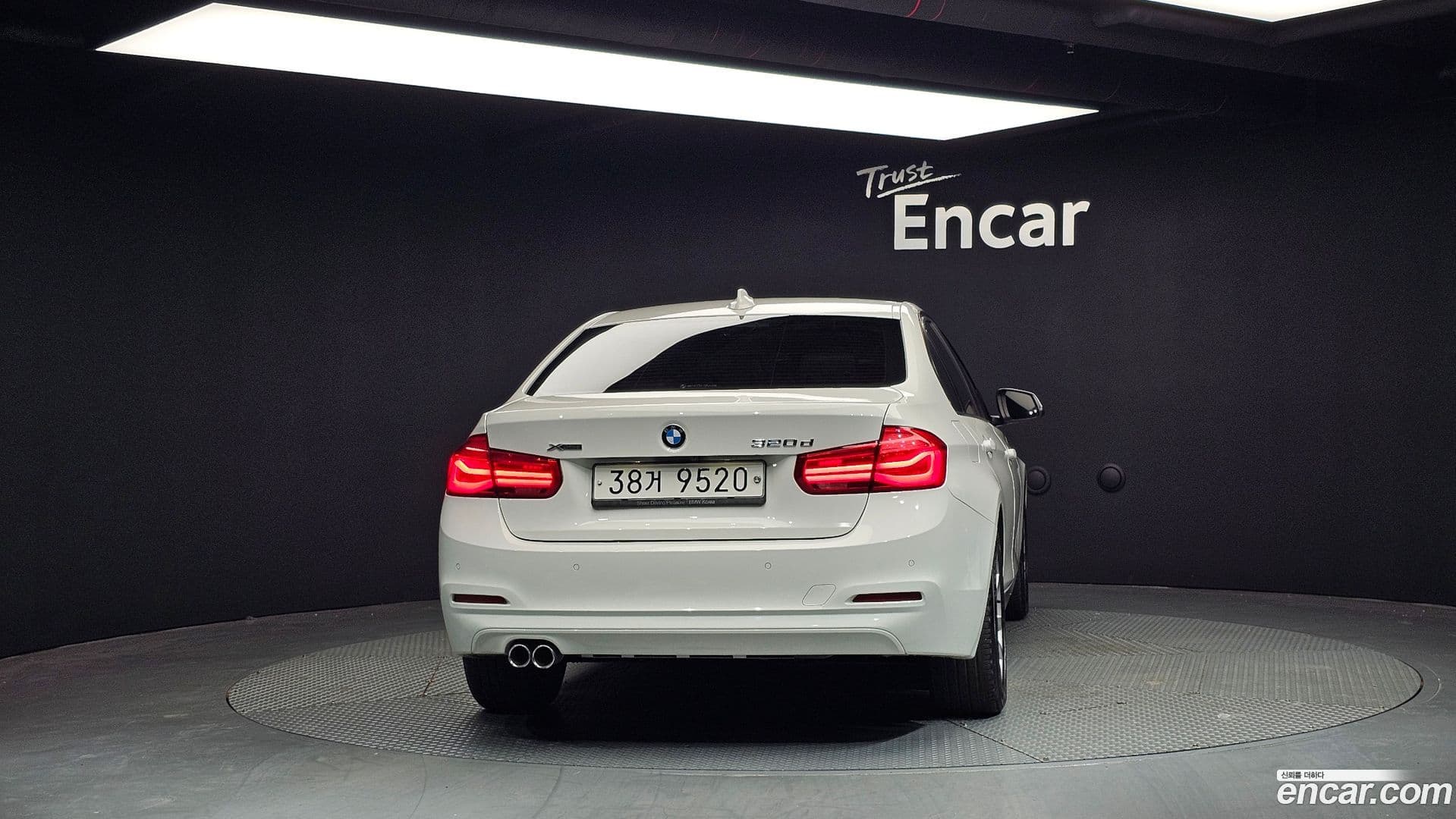 Main__Slider__Photo:3-Series BMW 2017.5-3