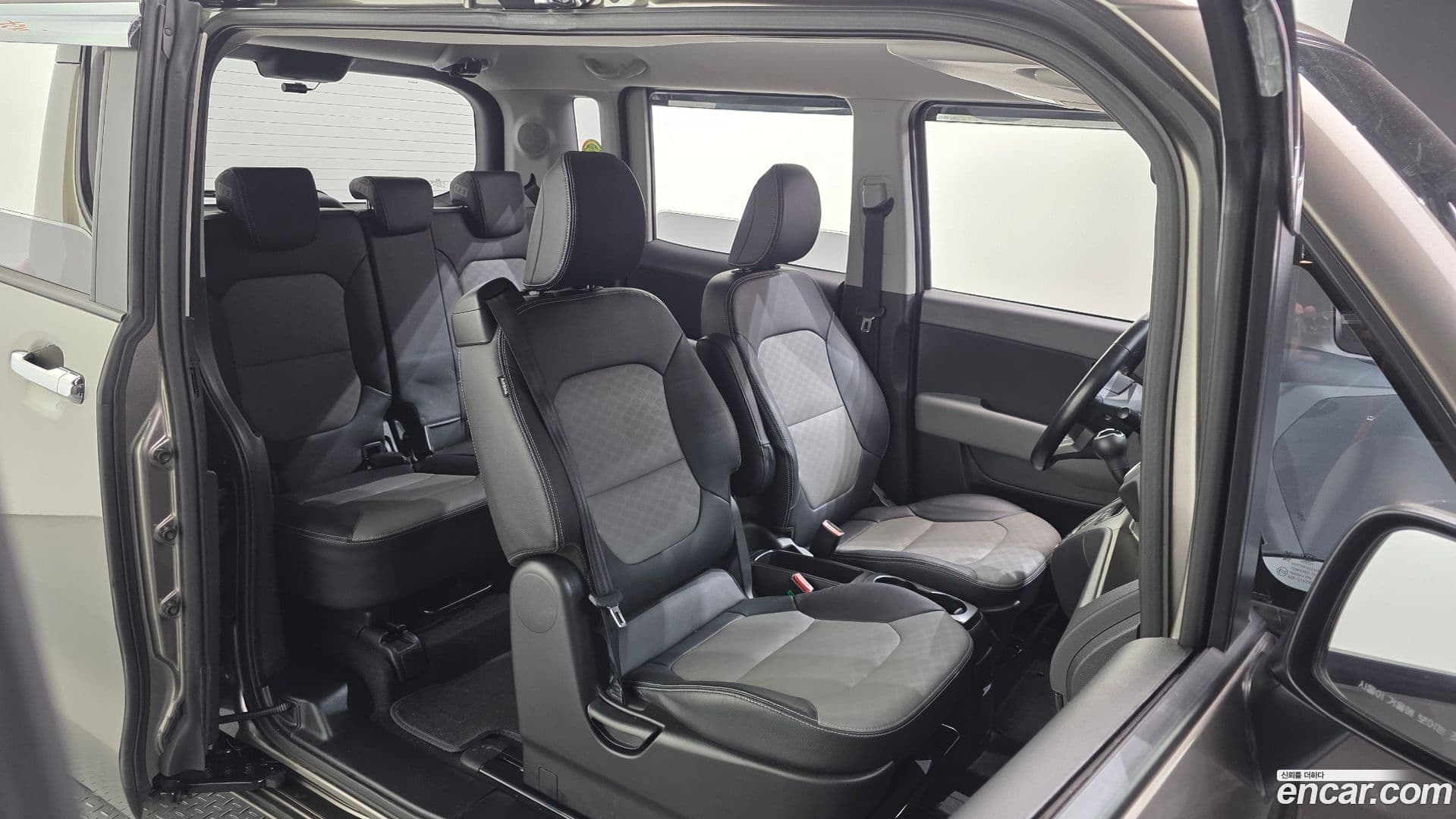 Main__Slider__Photo:RAY Kia 2020.0-11